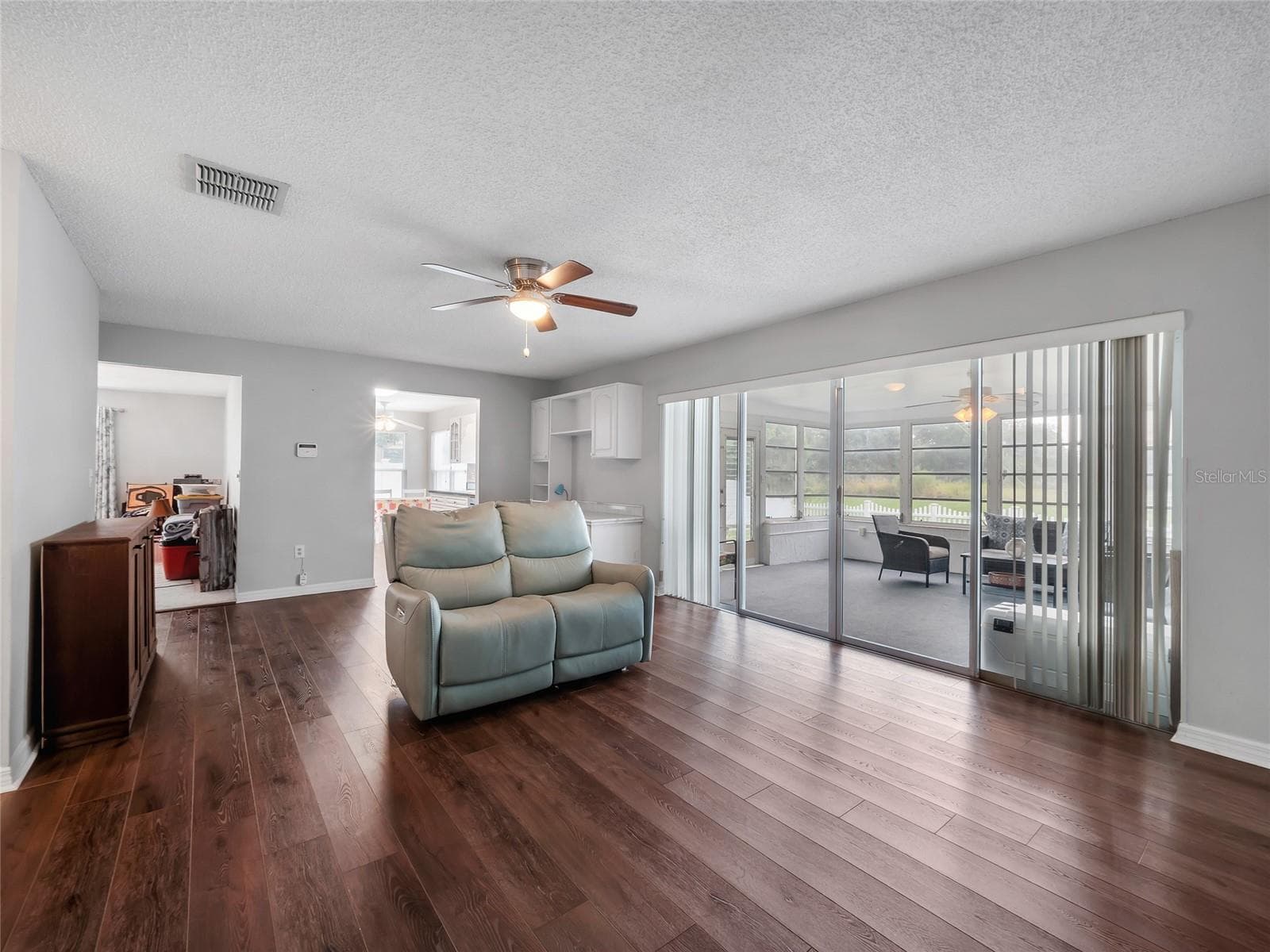 Single Family Residence at 4434 NORTHAMPTON DR, NEW PORT RICHEY, photo 6 of 38