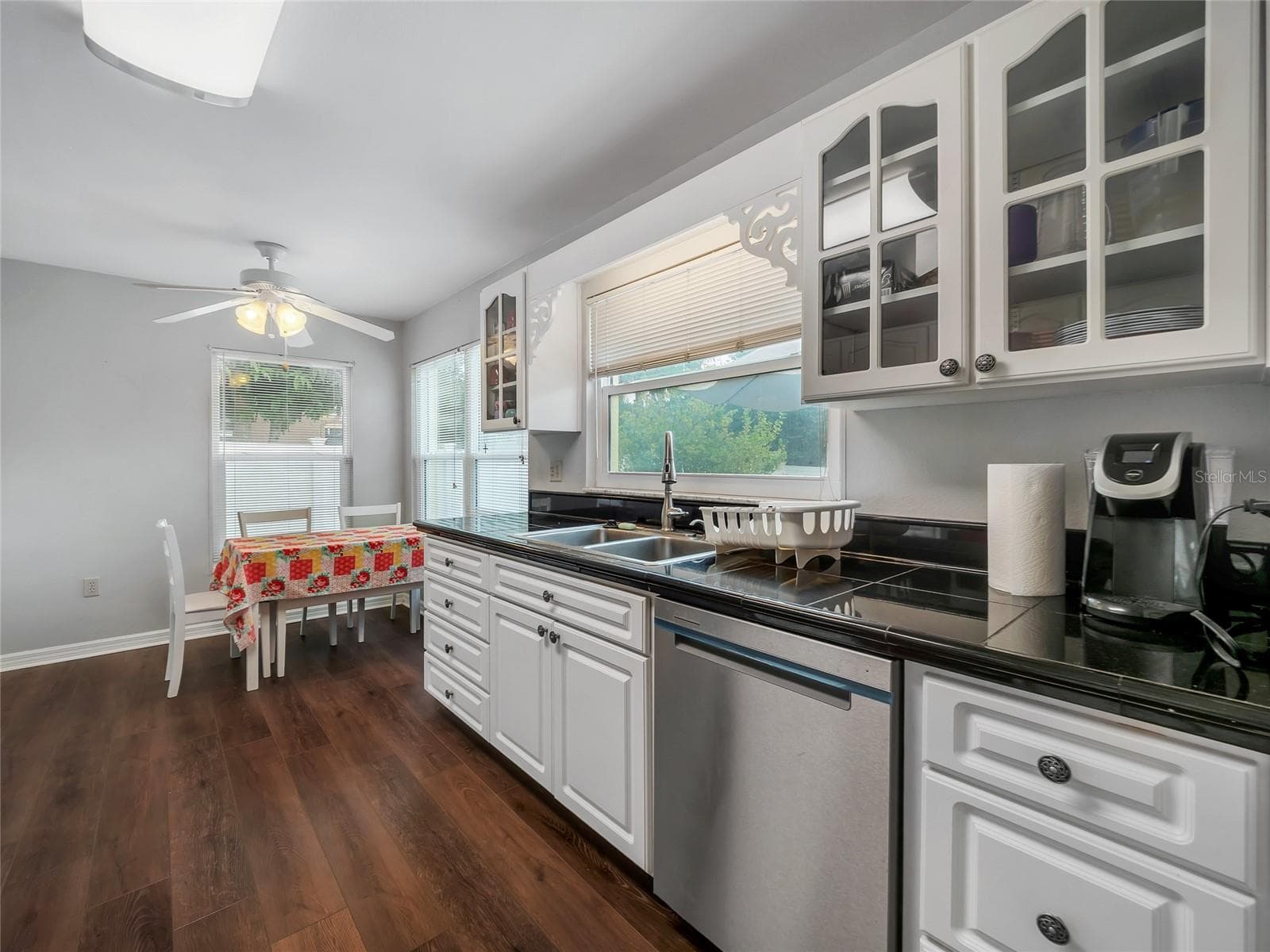 Single Family Residence at 4434 NORTHAMPTON DR, NEW PORT RICHEY, photo 8 of 38