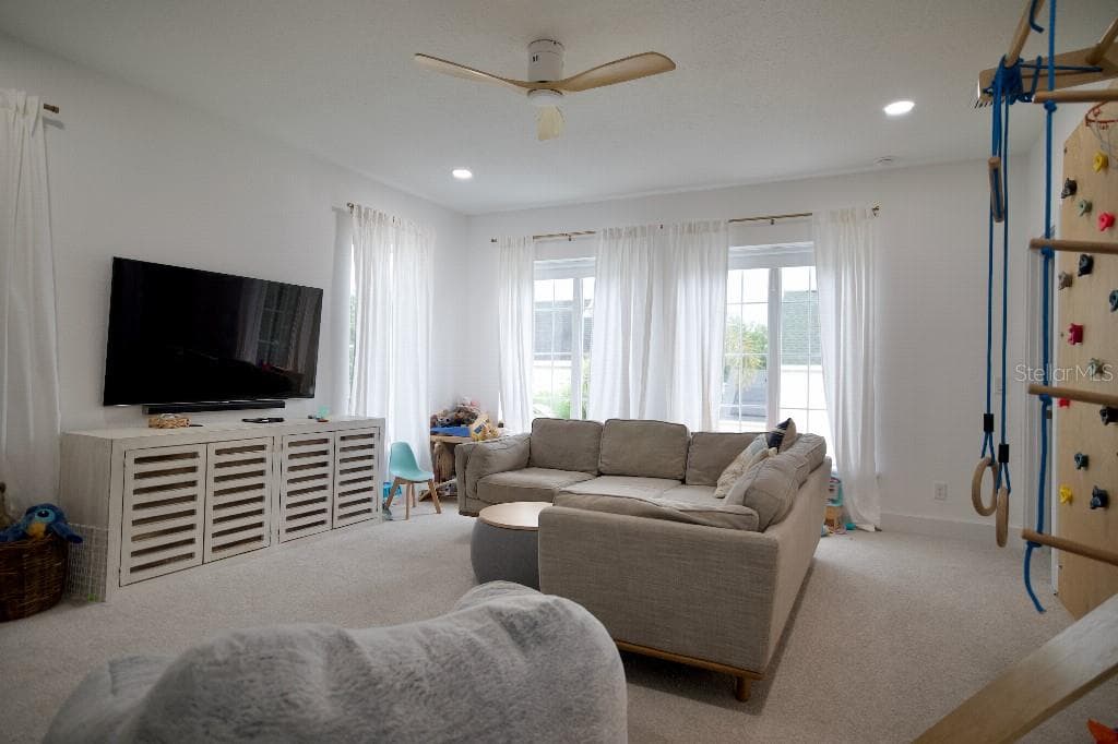 Single Family Residence at 311 REEVES ST, KISSIMMEE, photo 12 of 39