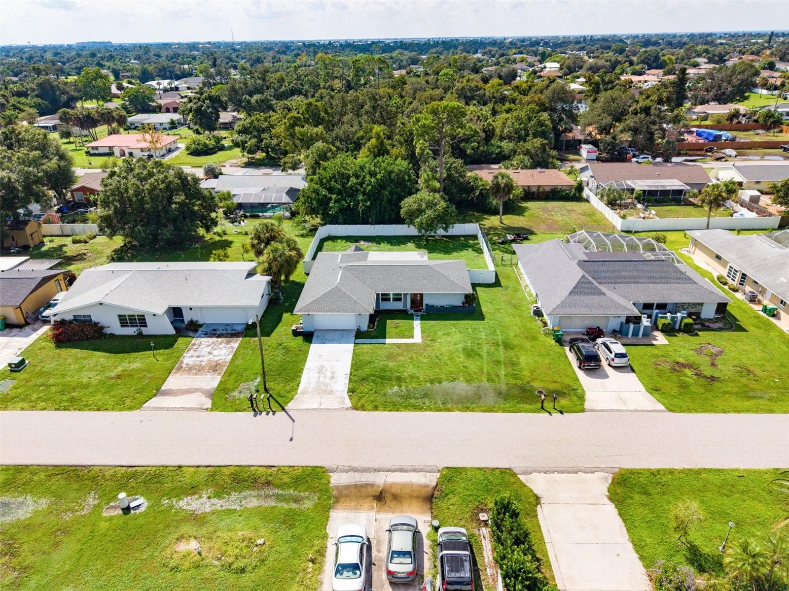 Single Family Residence at 22205 NEW YORK AVE, PORT CHARLOTTE, photo 2 of 25