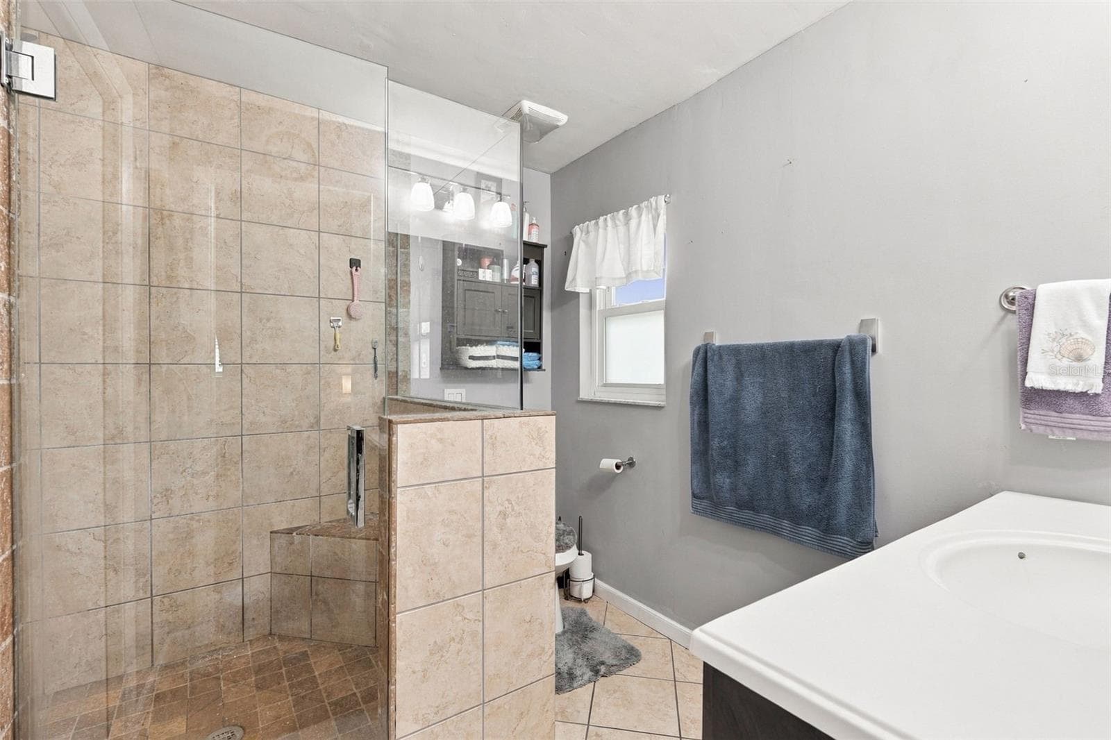 Single Family Residence at 22205 NEW YORK AVE, PORT CHARLOTTE, photo 14 of 25
