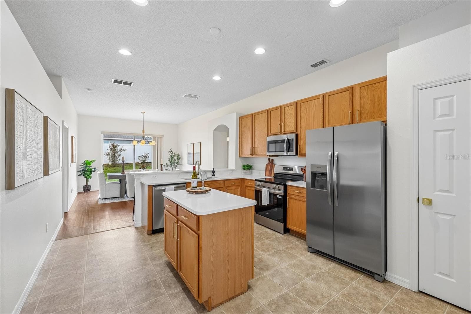 Single Family Residence at 136 GRANTHAM DR, DAVENPORT, photo 13 of 44