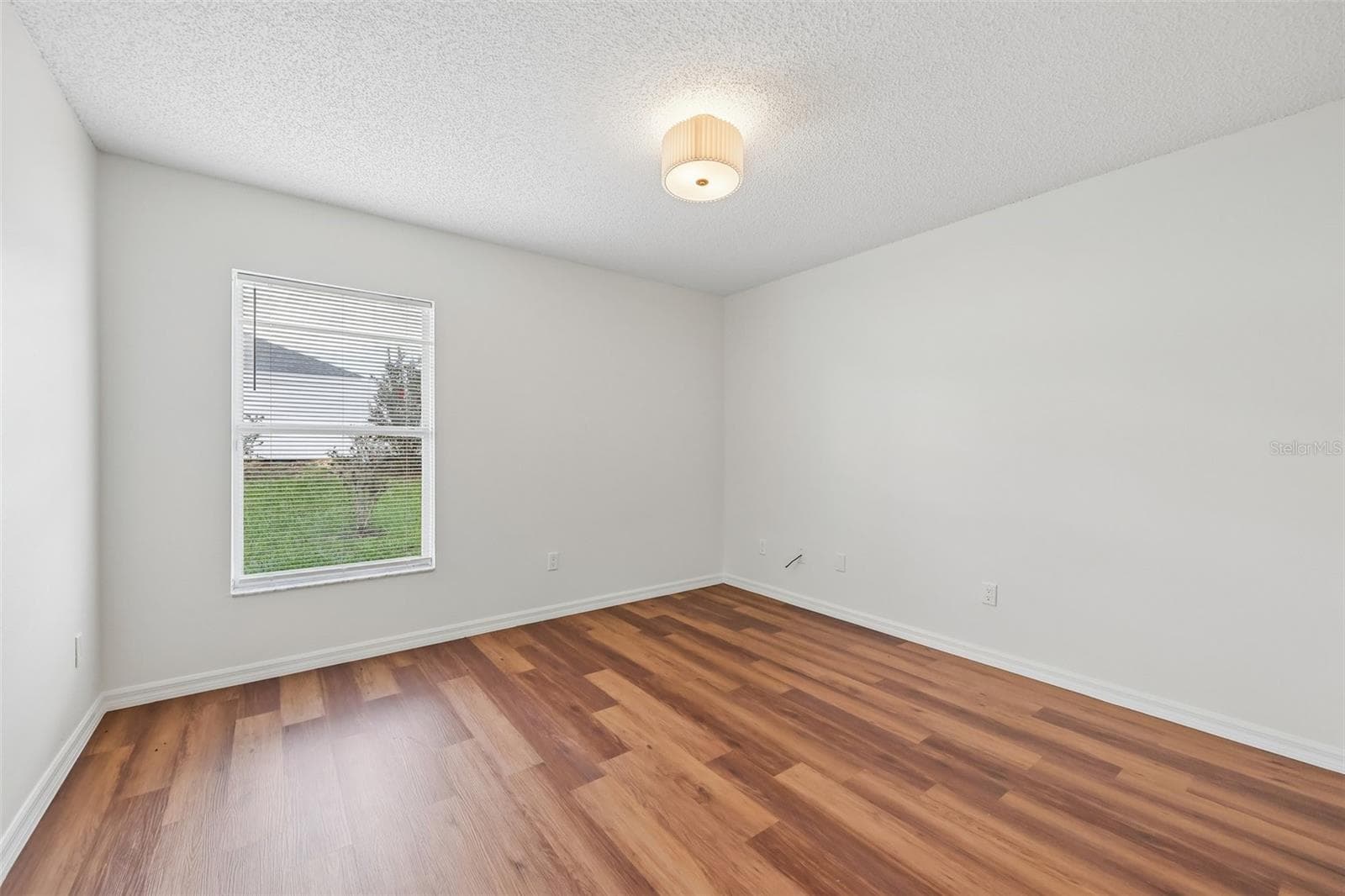 Single Family Residence at 136 GRANTHAM DR, DAVENPORT, photo 30 of 44