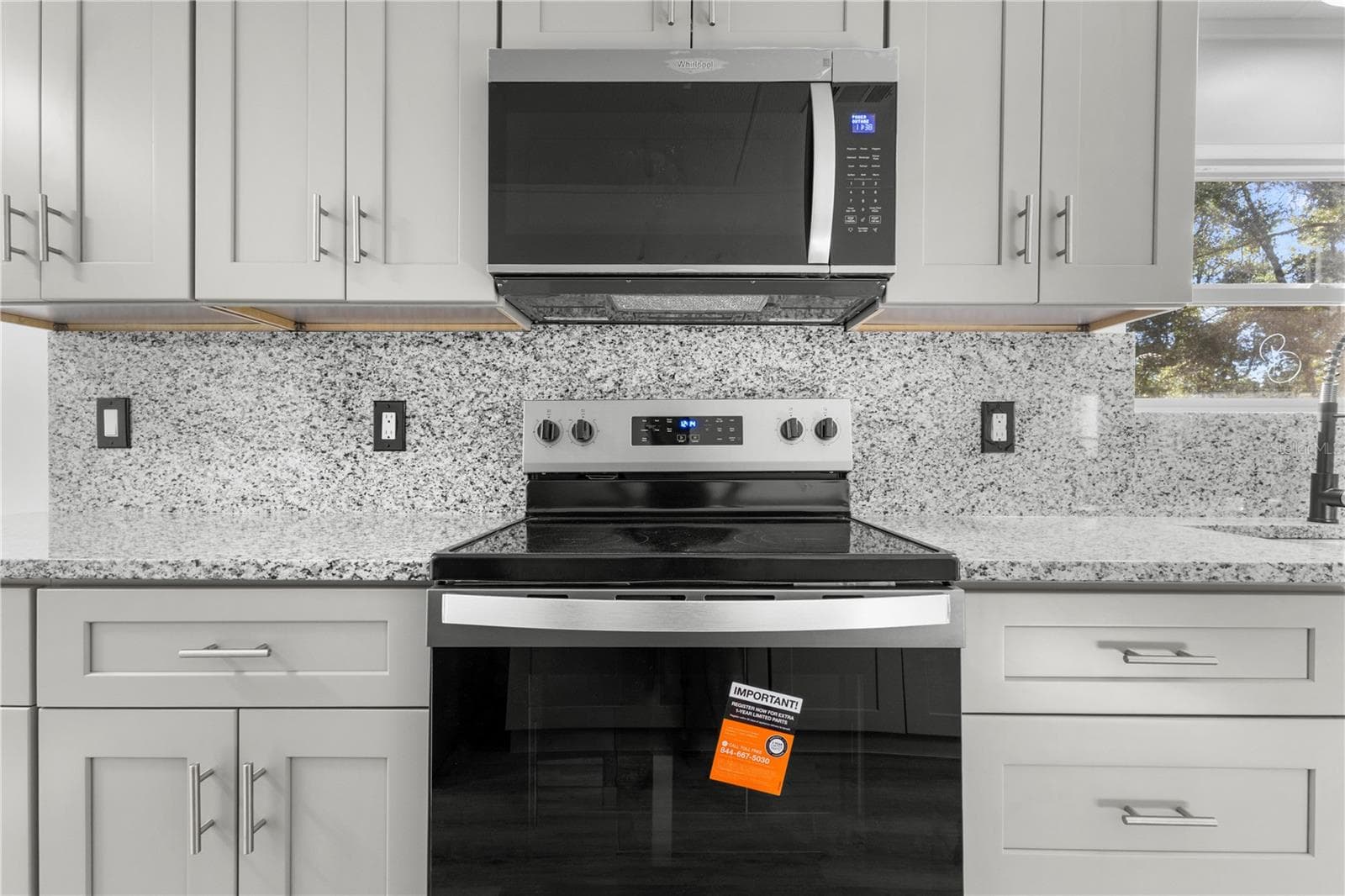 Manufactured Home at 2390 NW 65TH AVE, BELL, photo 8 of 43