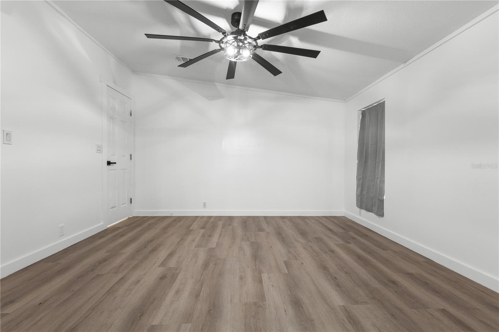 Manufactured Home at 2390 NW 65TH AVE, BELL, photo 10 of 43