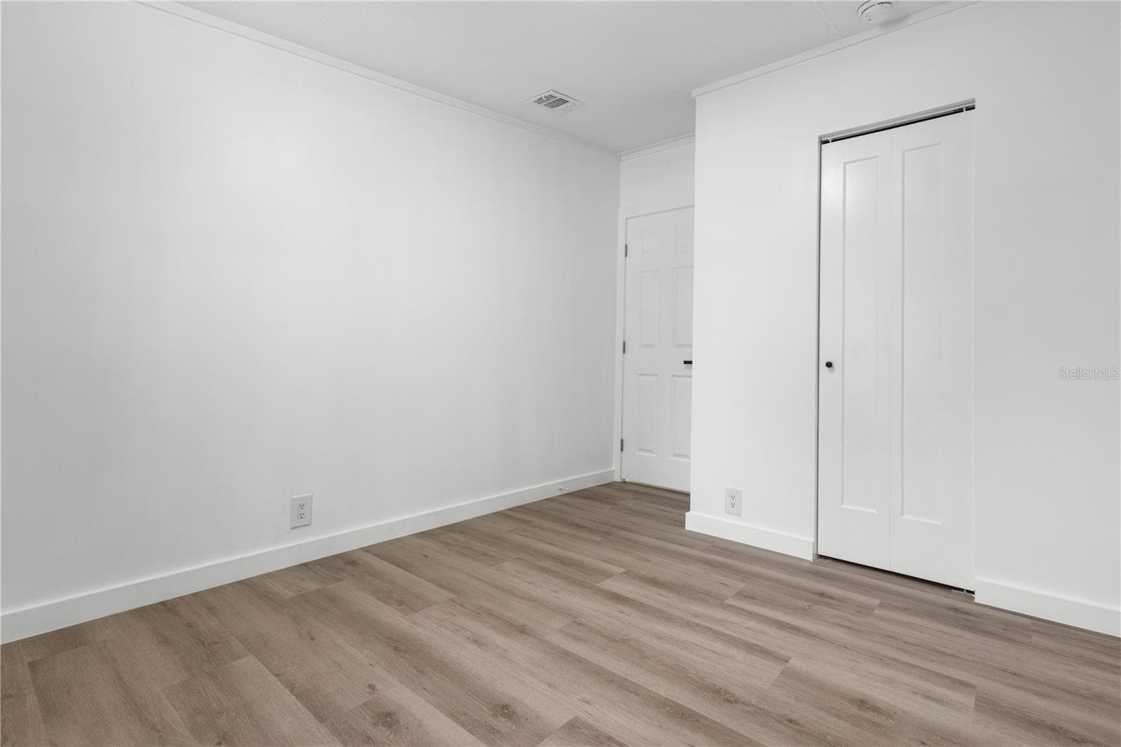 Manufactured Home at 2390 NW 65TH AVE, BELL, photo 19 of 43
