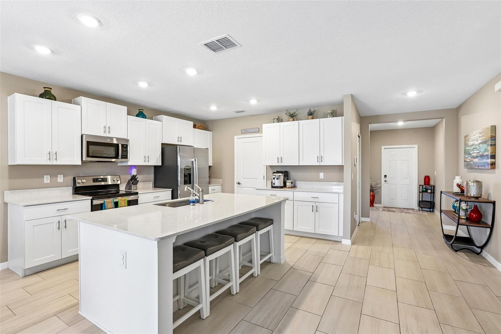 Single Family Residence at 4048 CAPRI COAST DR, PLANT CITY, photo 11 of 39
