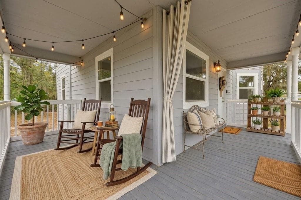 Virtually Staged - 141 3RD AVE, BABSON PARK