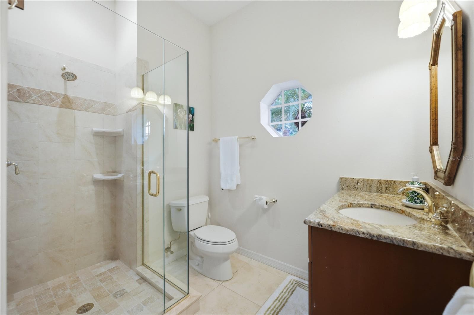 Guest Room Bath - 7502 EATON CT, UNIVERSITY PARK
