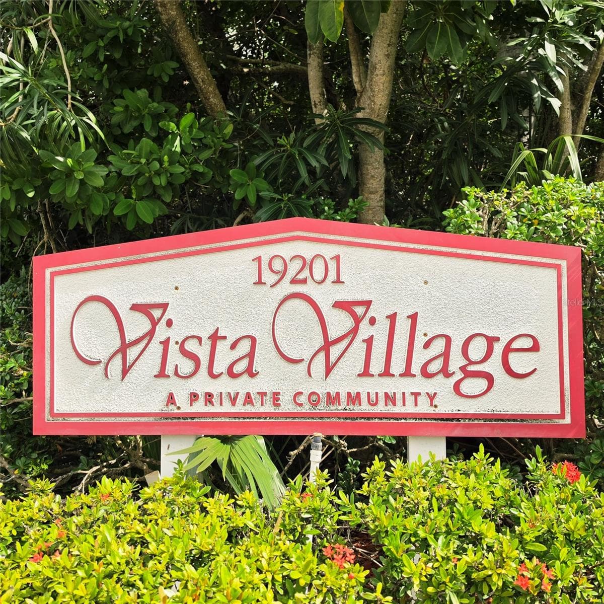 Vista Village in Indian Shores - 19201 VISTA LN #D2, INDIAN SHORES