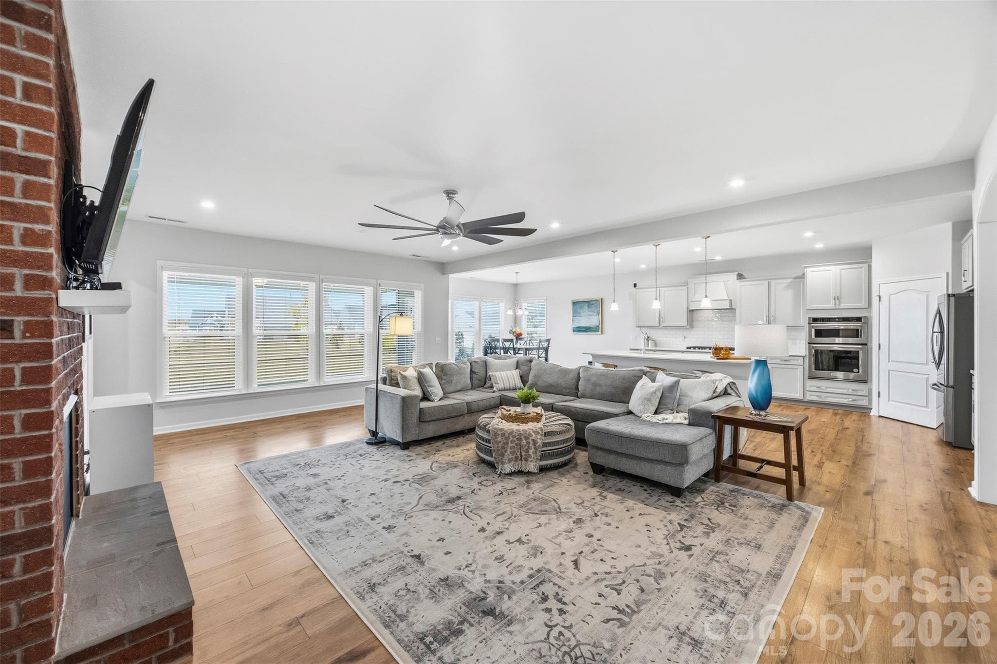 Single Family Residence at 13709 Berkley Avenue, Huntersville, photo 14 of 46