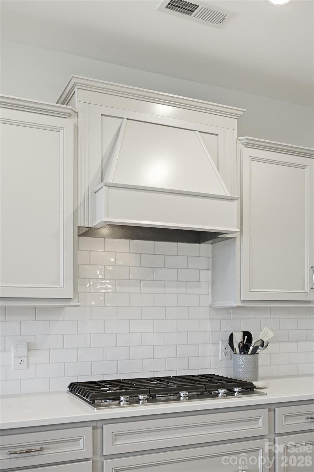 Upgraded cabinetry and trim - 13709 Berkley Avenue, Huntersville