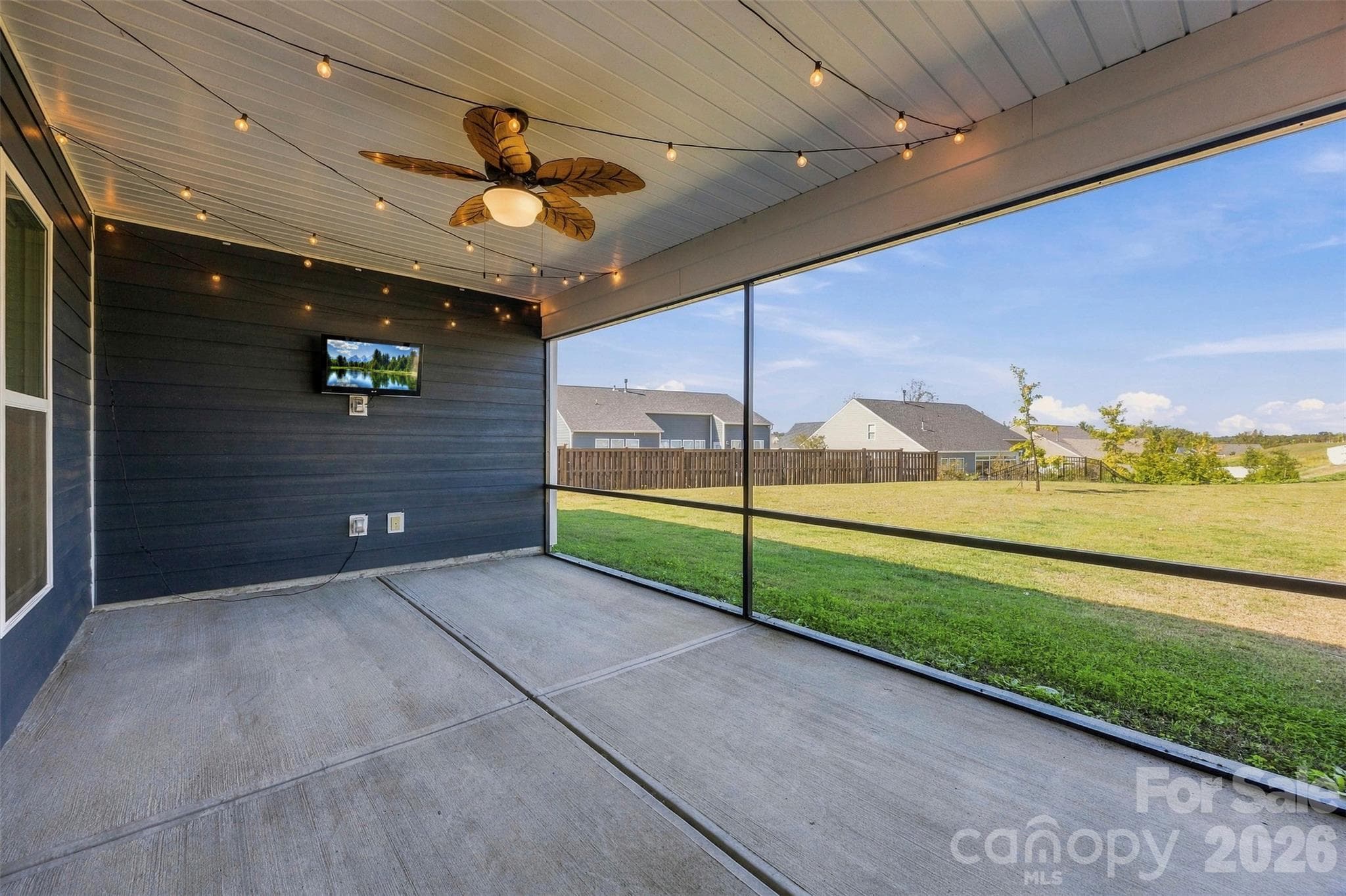 Single Family Residence at 13709 Berkley Avenue, Huntersville, photo 40 of 46