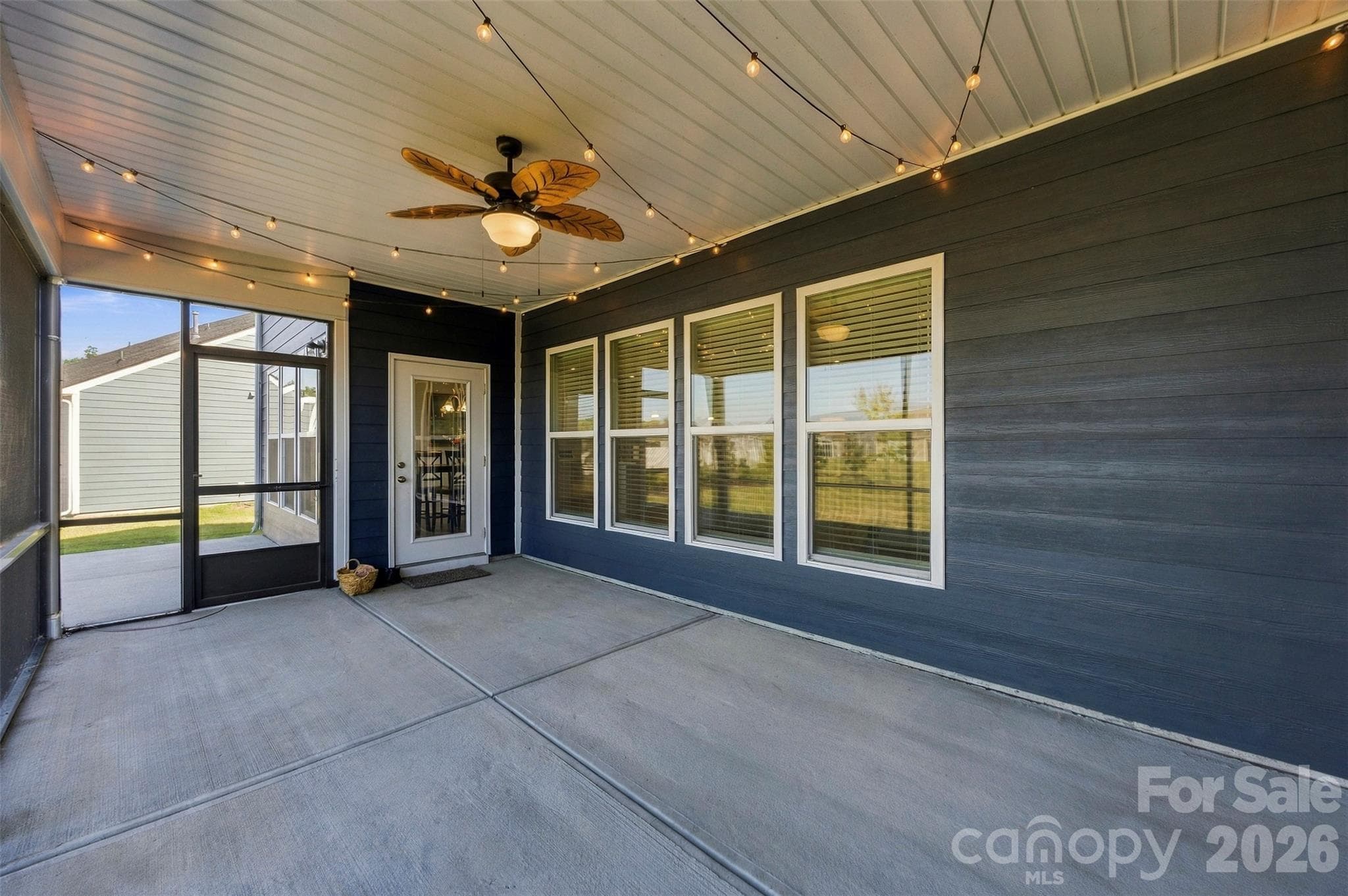 Single Family Residence at 13709 Berkley Avenue, Huntersville, photo 41 of 46