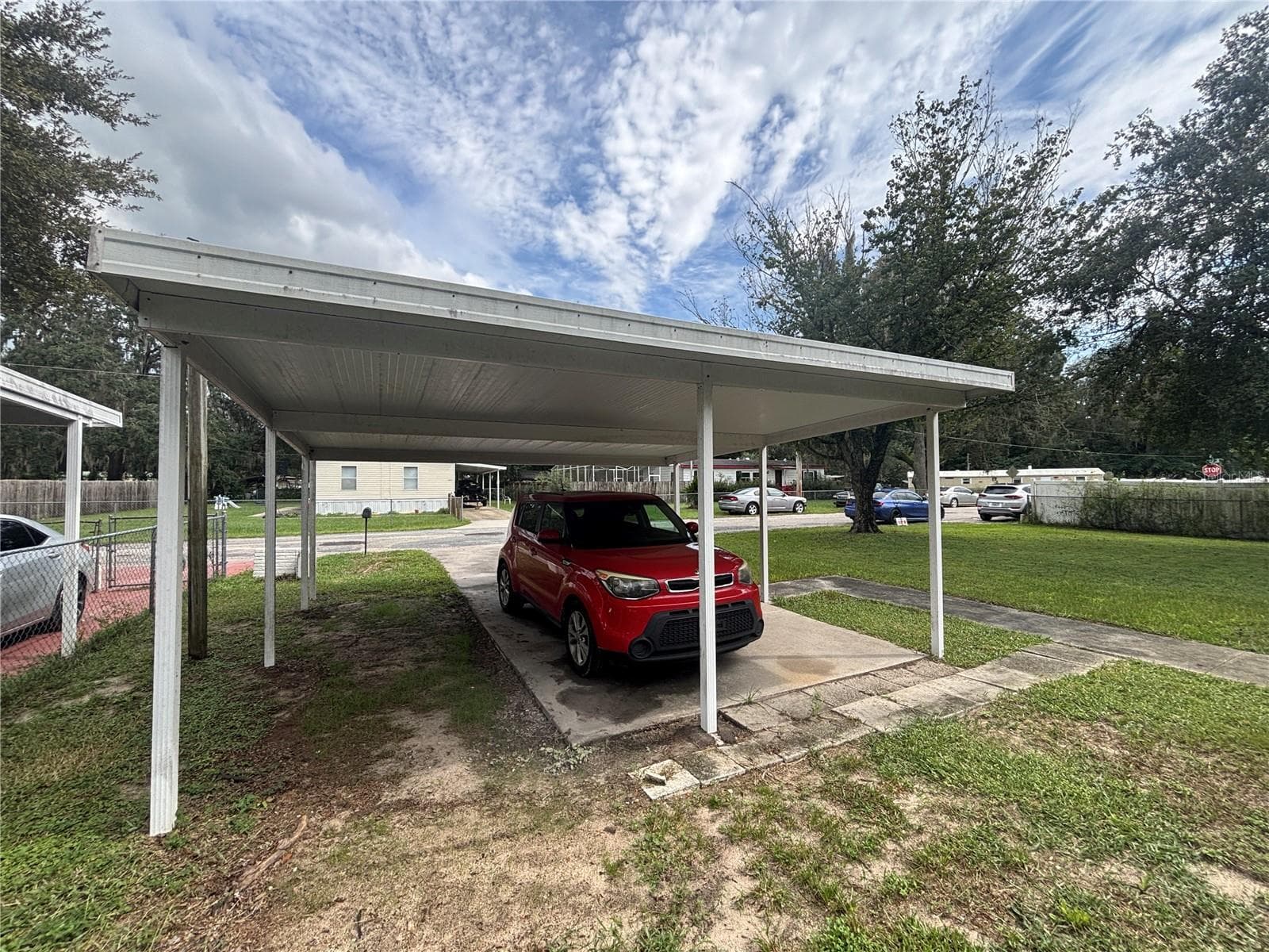 Mobile Home at 3728 NE 59TH AVE, SILVER SPRINGS, photo 8 of 43