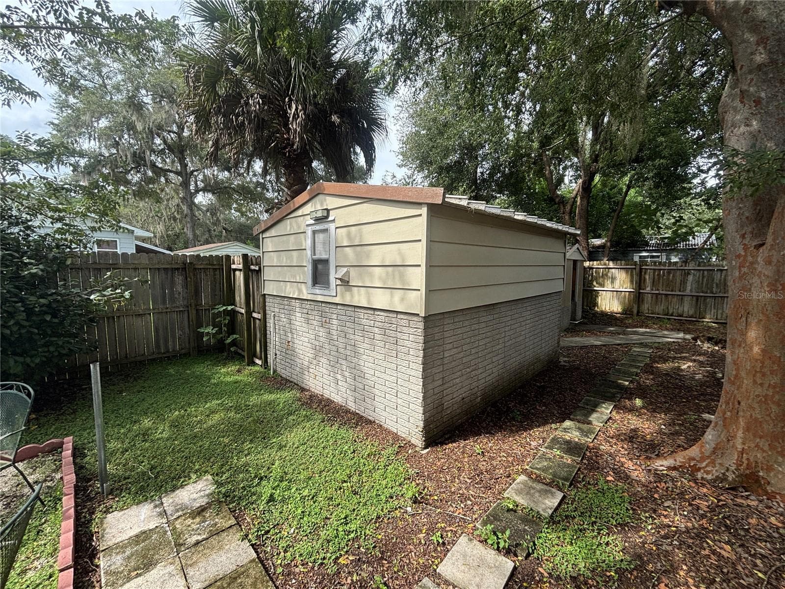 Mobile Home at 3728 NE 59TH AVE, SILVER SPRINGS, photo 19 of 43