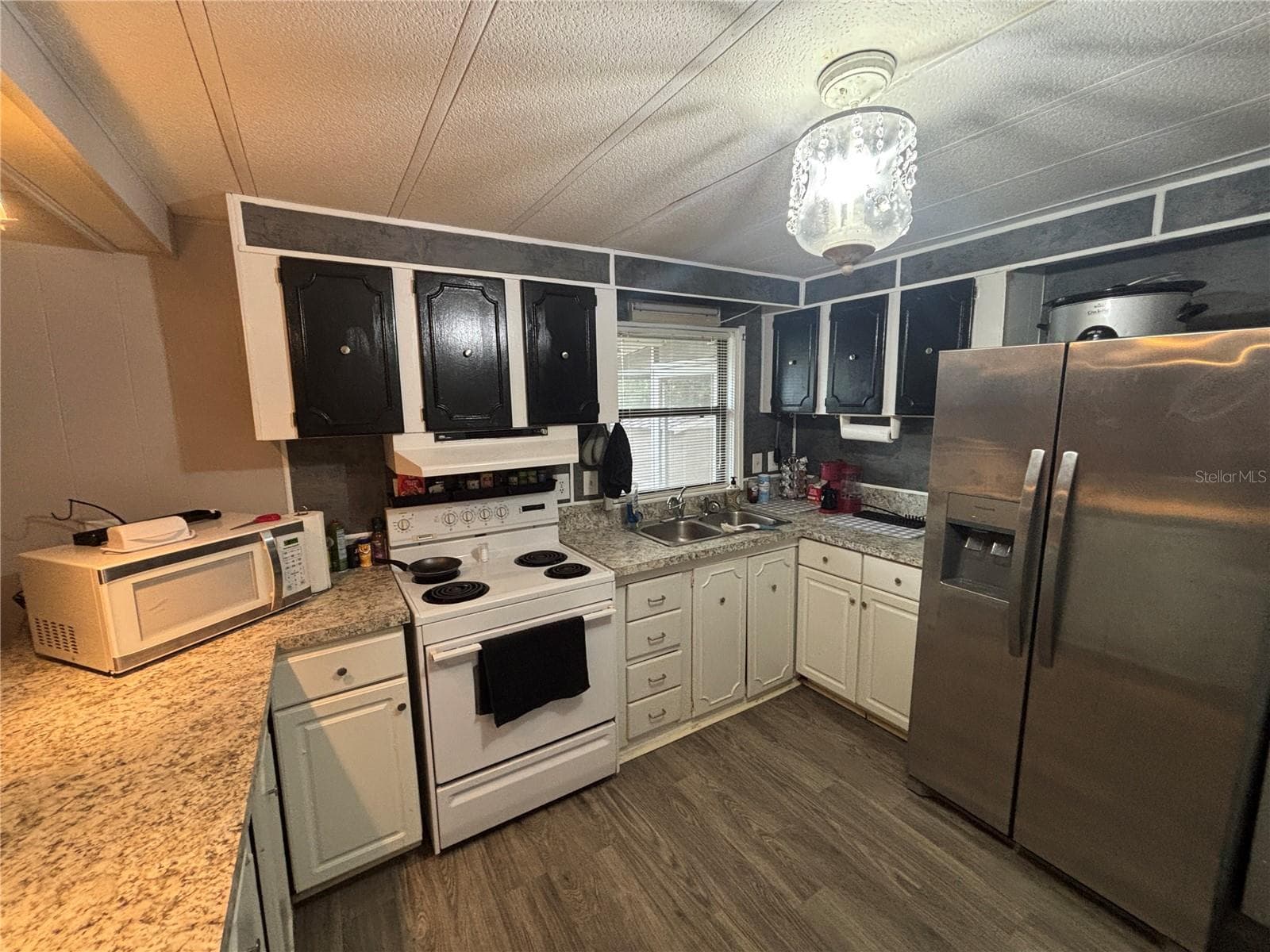 Mobile Home at 3728 NE 59TH AVE, SILVER SPRINGS, photo 28 of 43