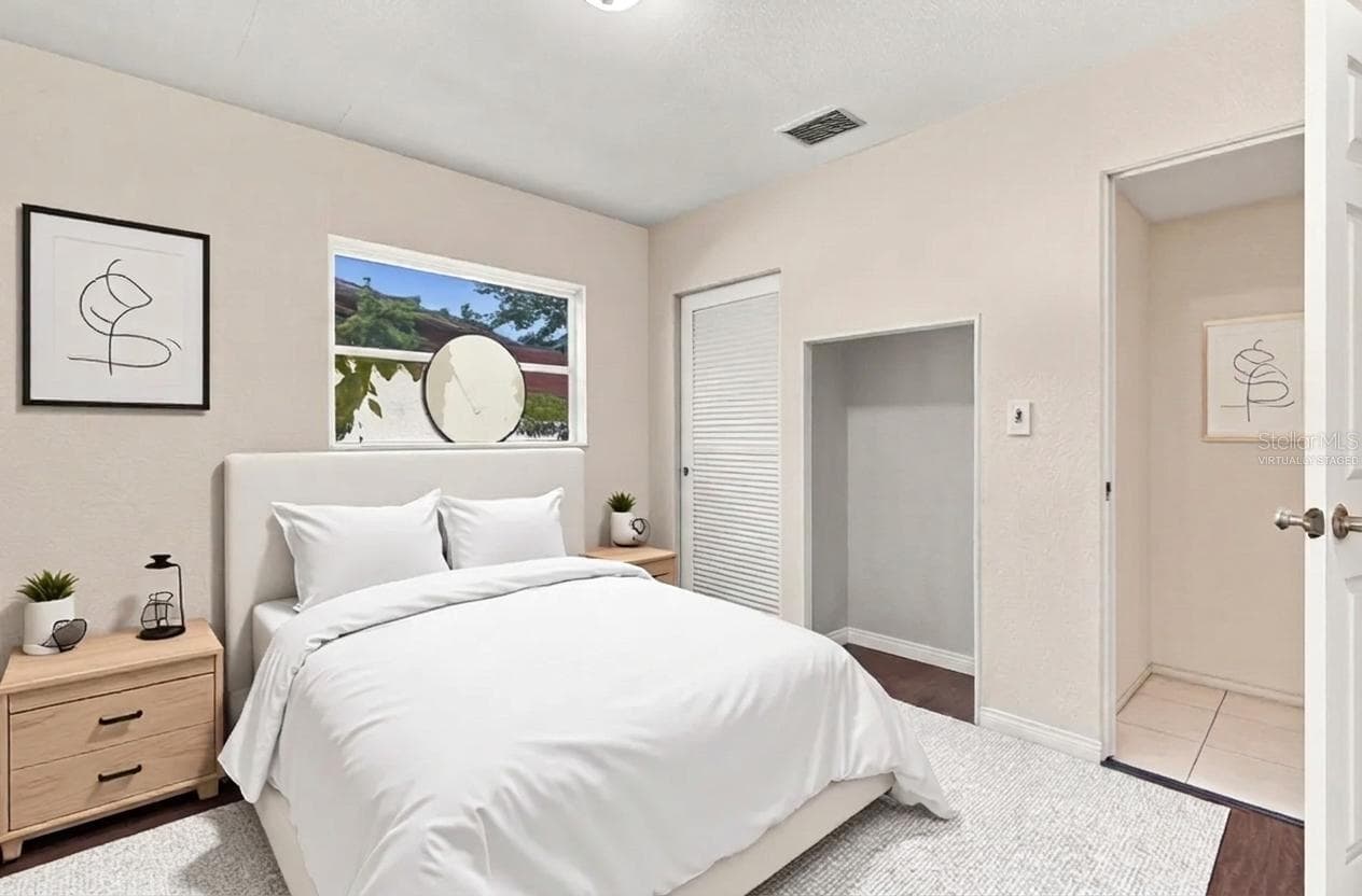 Virtually staged - 6226 42ND AVE N, ST PETERSBURG
