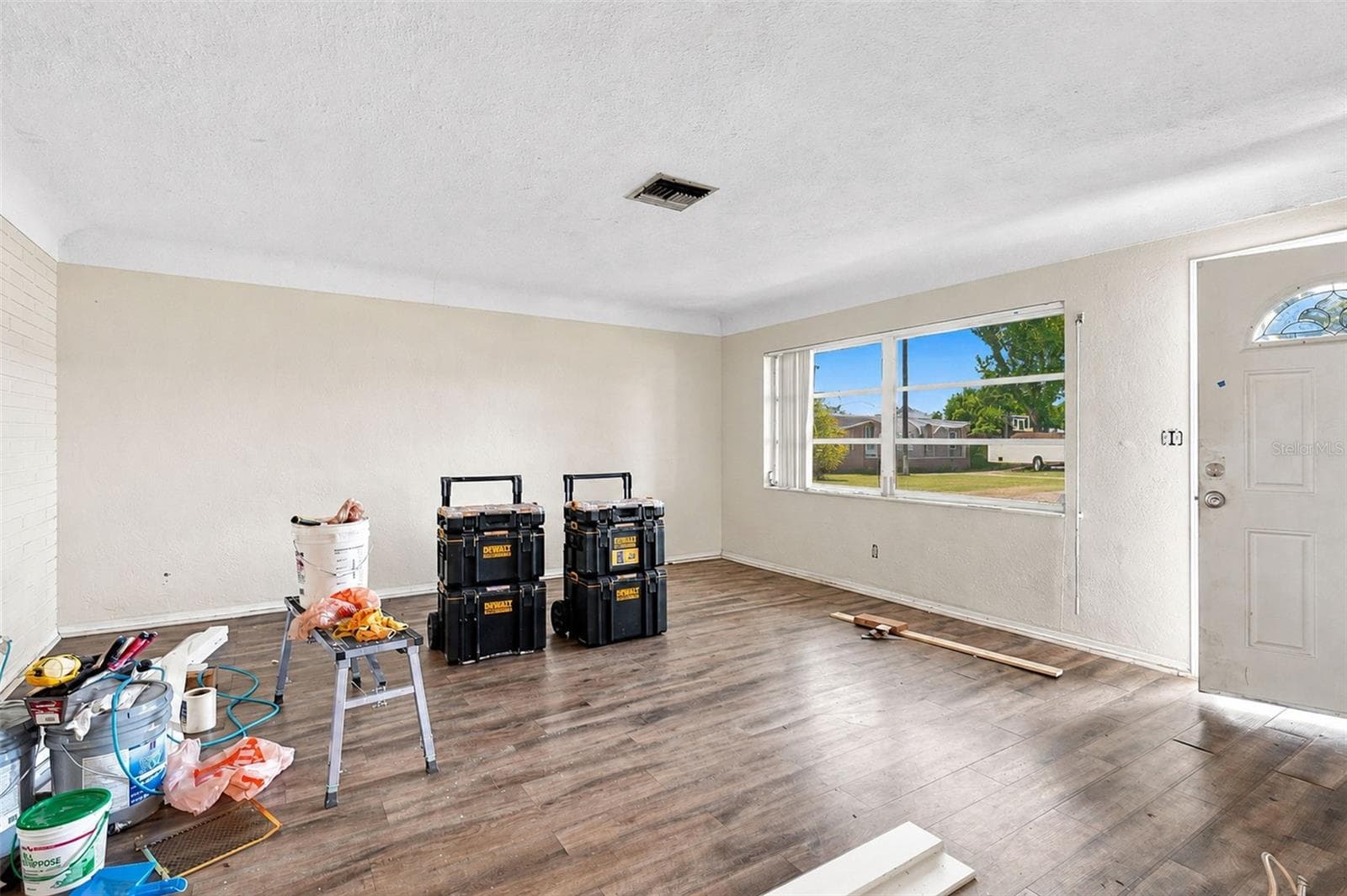 Single Family Residence at 6226 42ND AVE N, ST PETERSBURG, photo 10 of 34