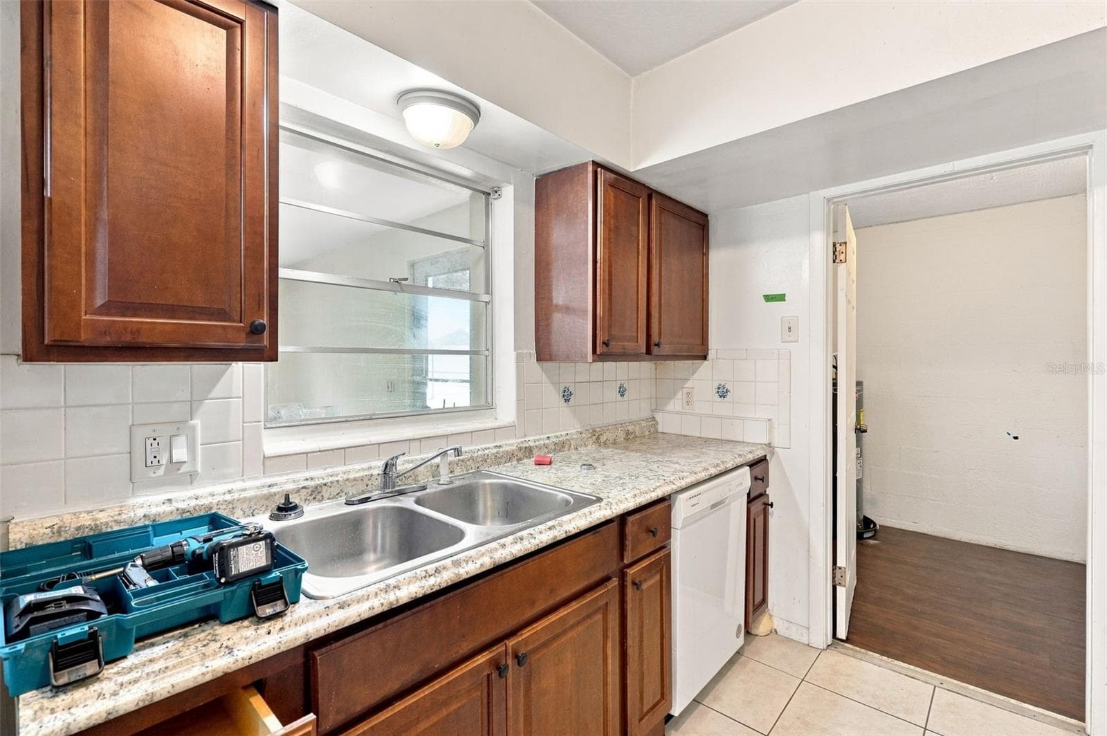 Single Family Residence at 6226 42ND AVE N, ST PETERSBURG, photo 14 of 34