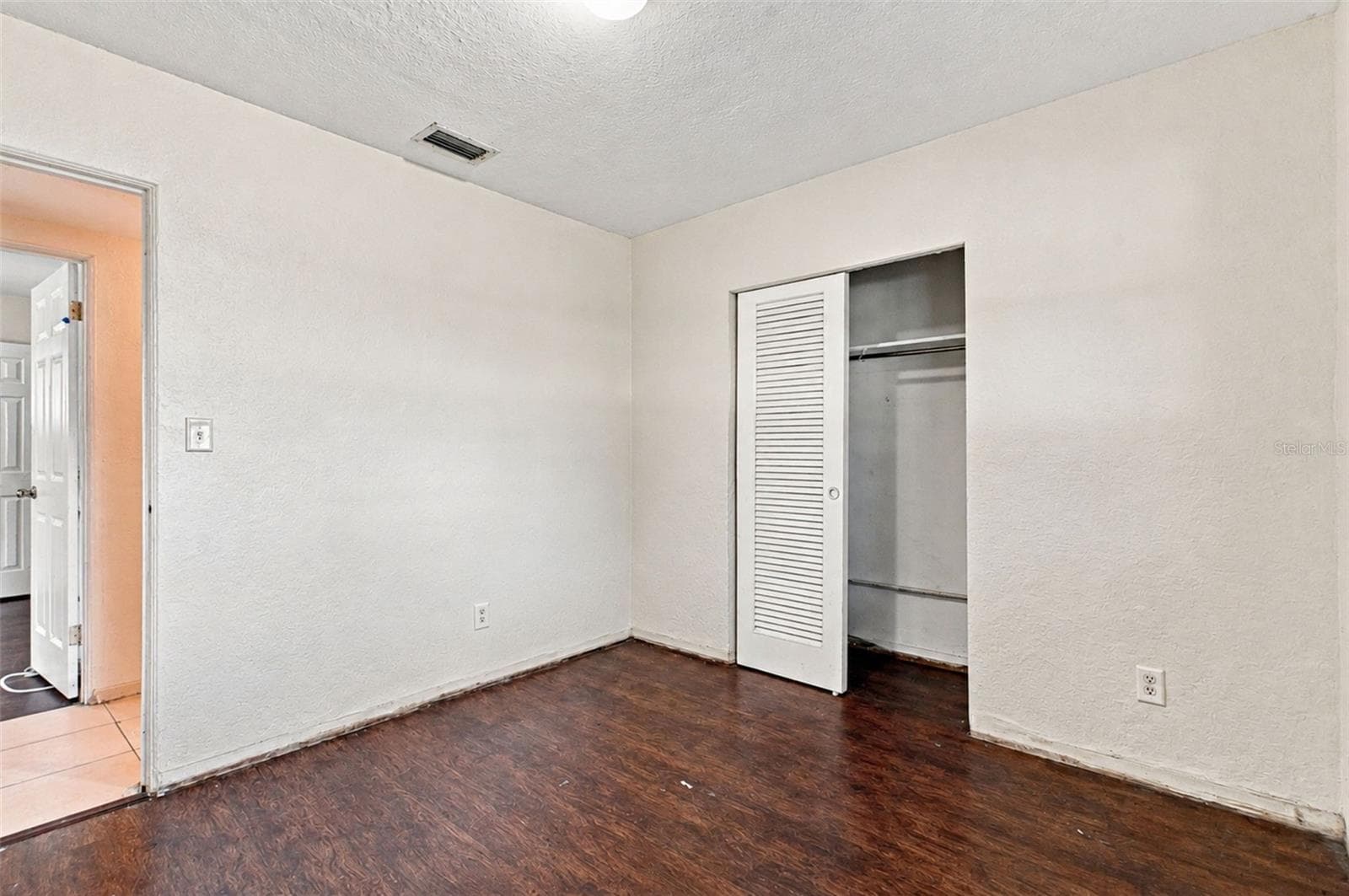 Single Family Residence at 6226 42ND AVE N, ST PETERSBURG, photo 19 of 34