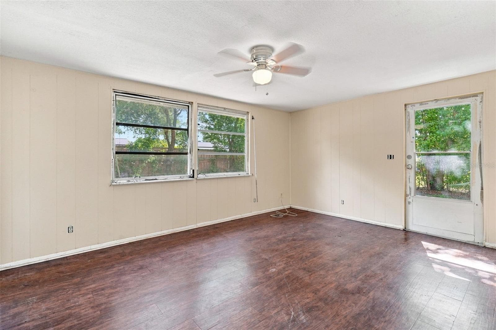 Single Family Residence at 6226 42ND AVE N, ST PETERSBURG, photo 20 of 34