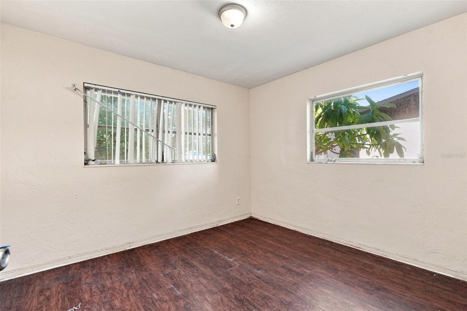 Single Family Residence at 6226 42ND AVE N, ST PETERSBURG, photo 24 of 34