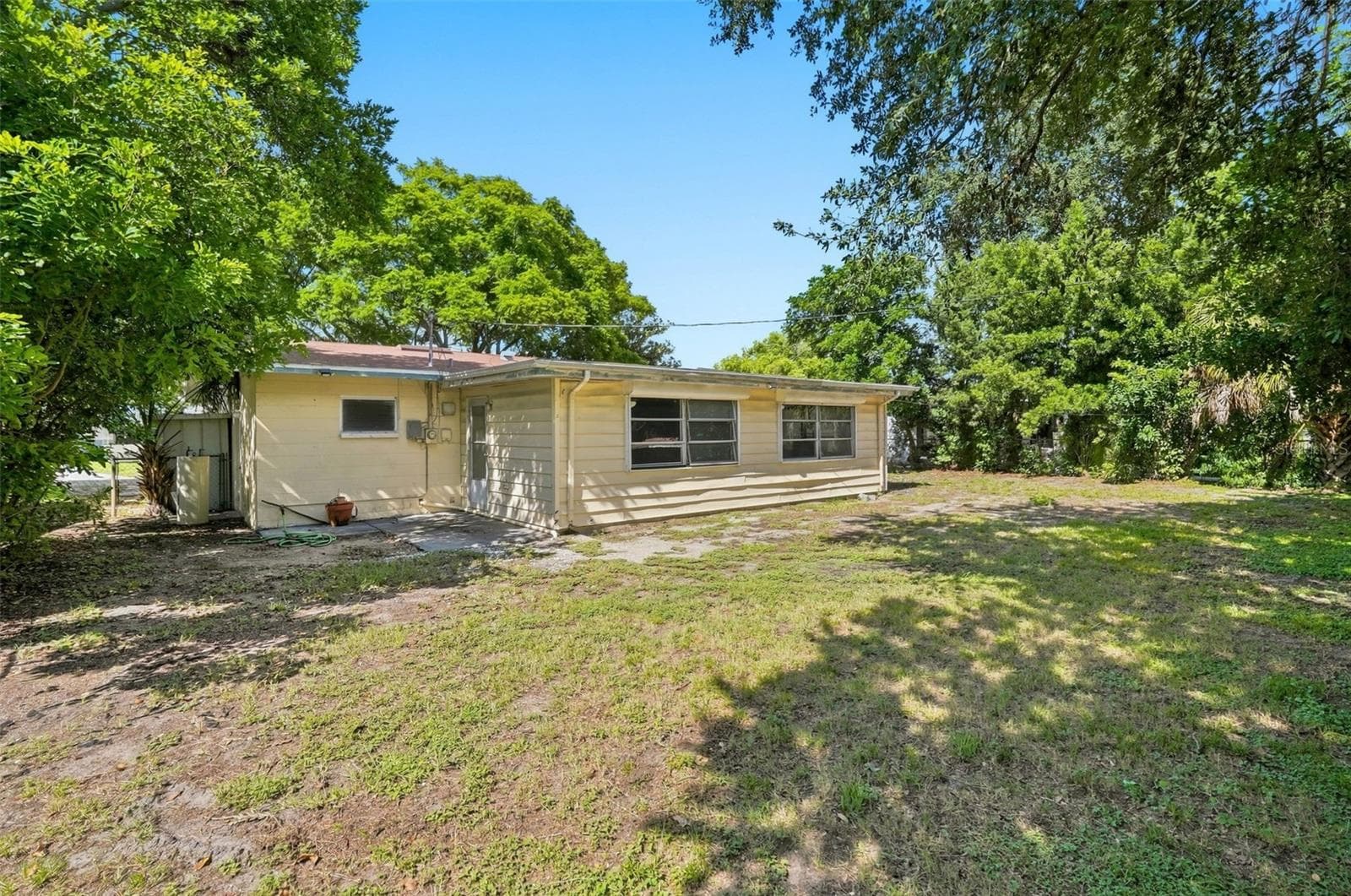 Single Family Residence at 6226 42ND AVE N, ST PETERSBURG, photo 31 of 34