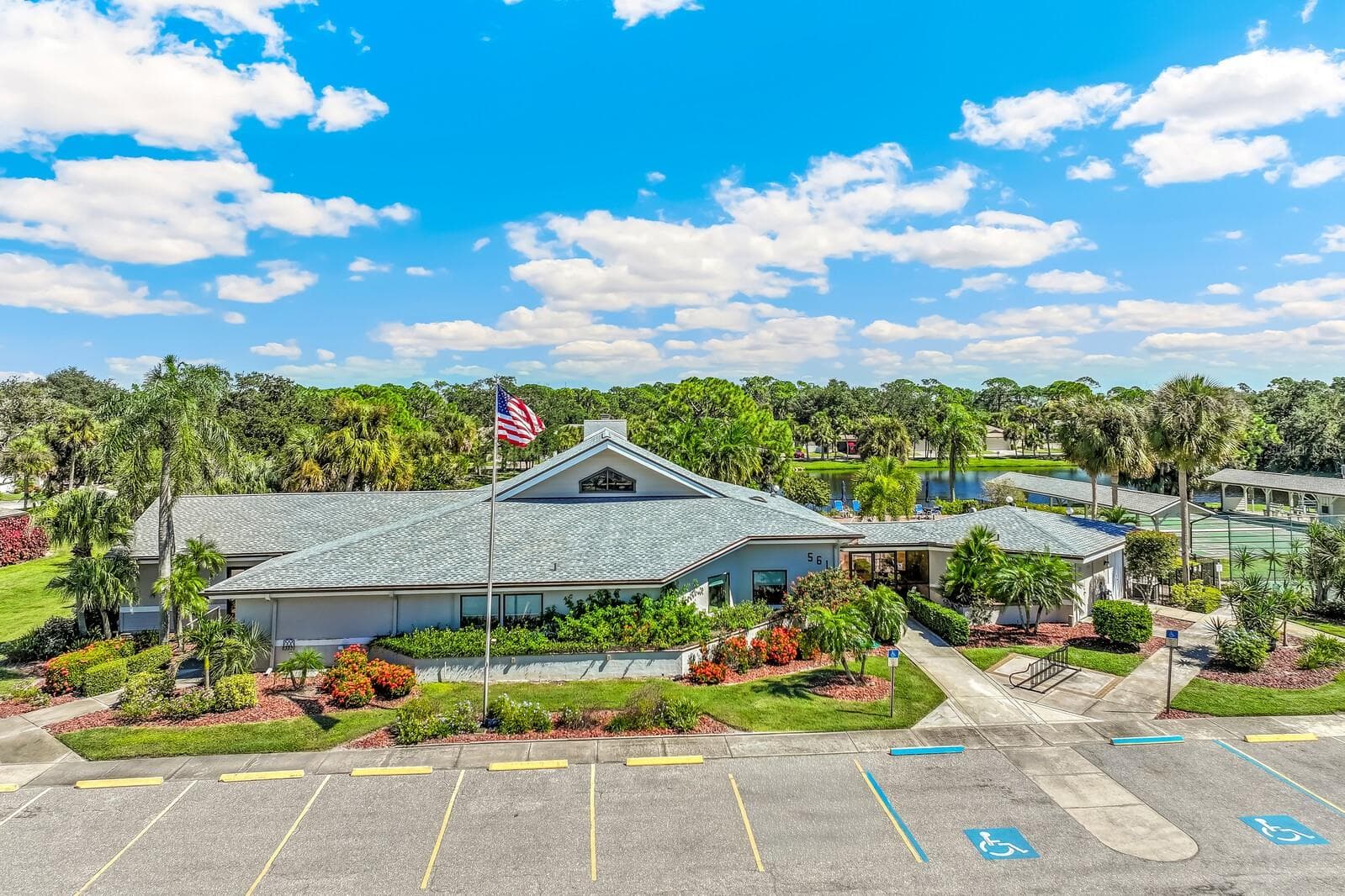 Club House - 603 BRAMBLEWOOD LN #184, ENGLEWOOD