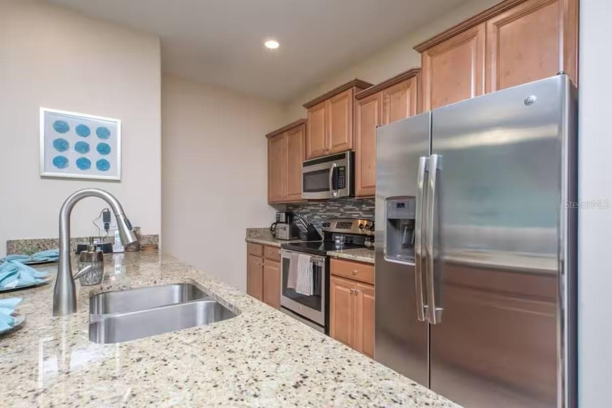 Townhouse at 4870 CLOCK TOWER DR, KISSIMMEE, photo 8 of 19