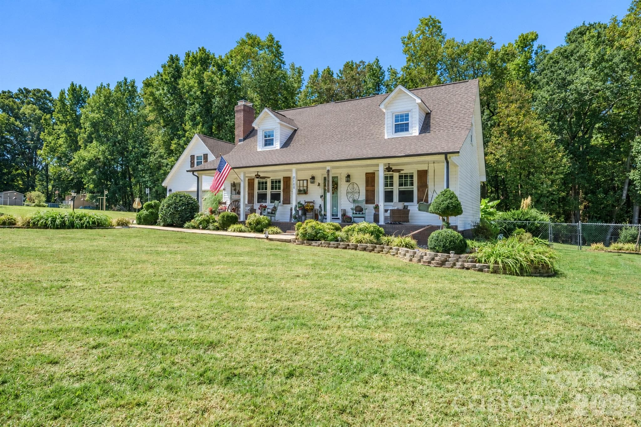 Single Family Residence at 2105 Valley View Lane, Lincolnton, photo 2 of 43