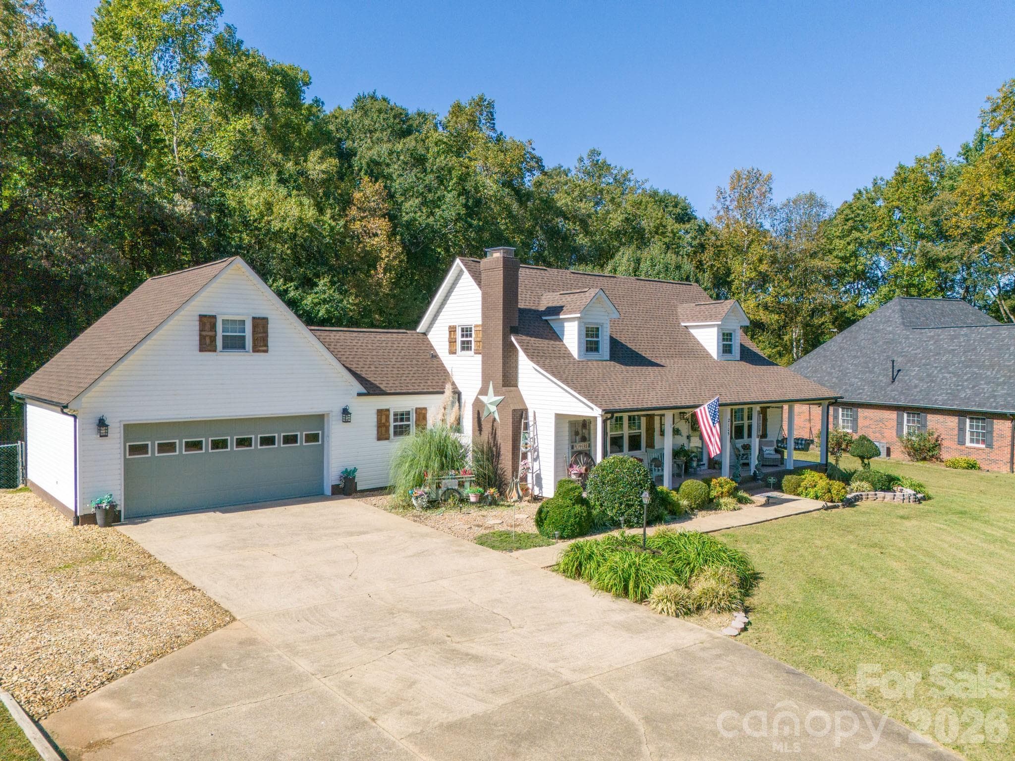 Single Family Residence at 2105 Valley View Lane, Lincolnton, photo 3 of 43