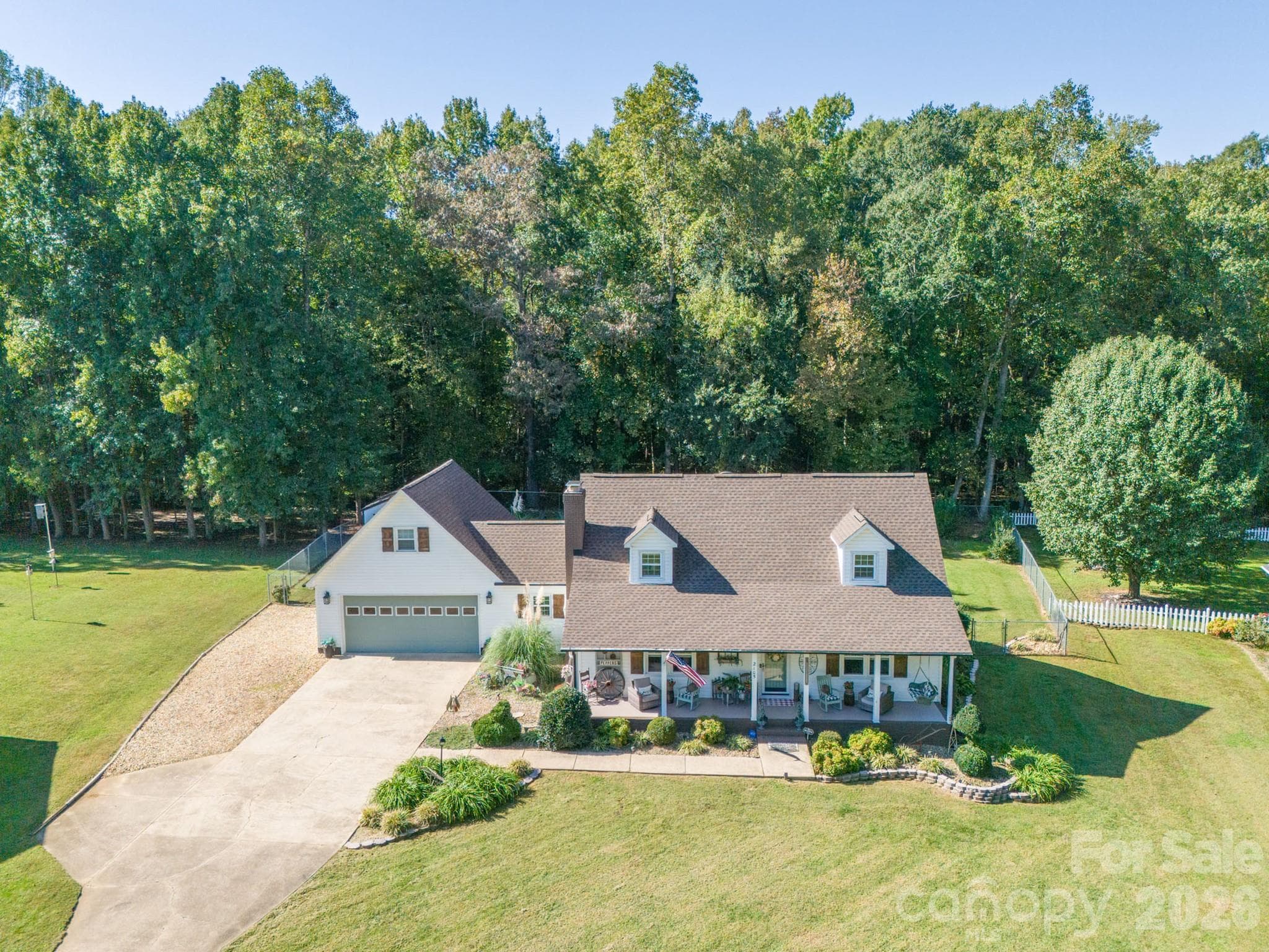 Single Family Residence at 2105 Valley View Lane, Lincolnton, photo 4 of 43