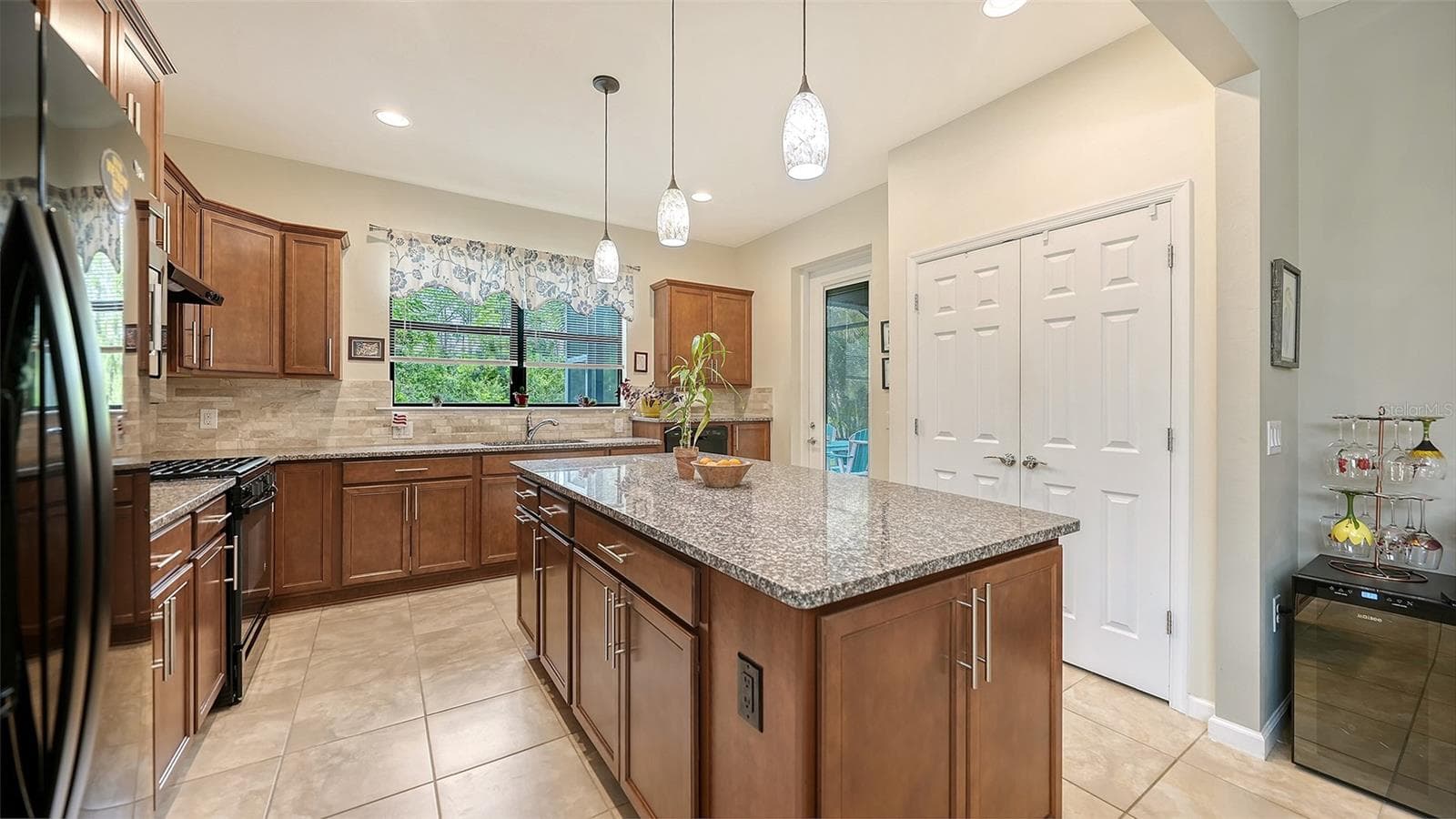 Single Family Residence at 16626 BLACKWATER TER, BRADENTON, photo 20 of 59