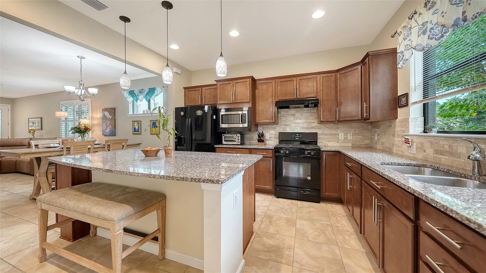 Single Family Residence at 16626 BLACKWATER TER, BRADENTON, photo 21 of 59