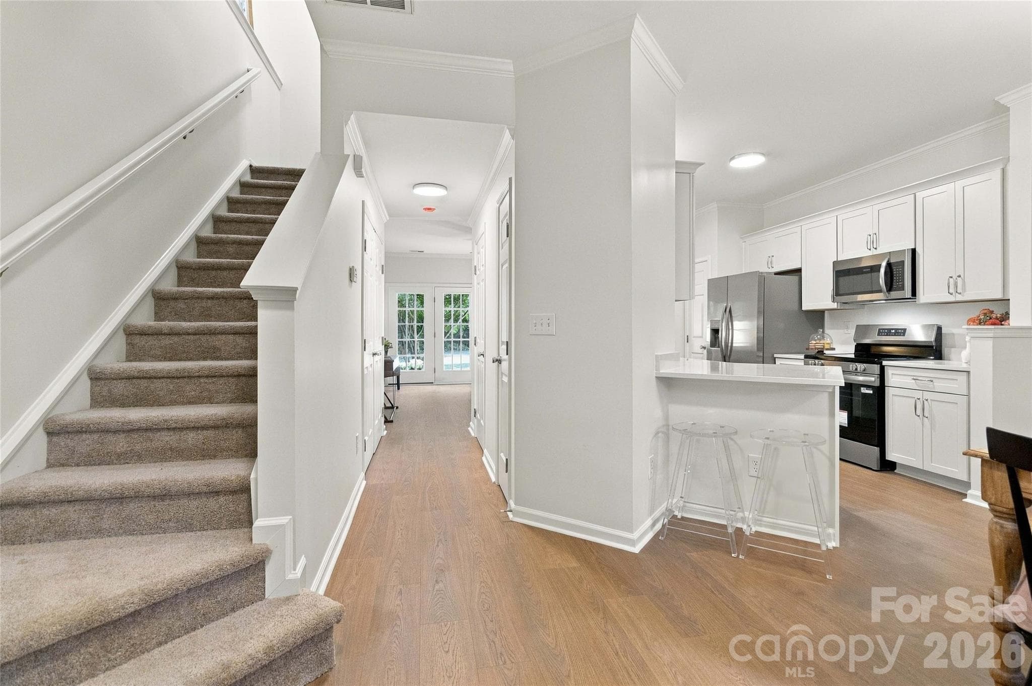 Completety renovated townhome with all new REVWOOD floors. - 18631 Oakhurst Boulevard, Cornelius