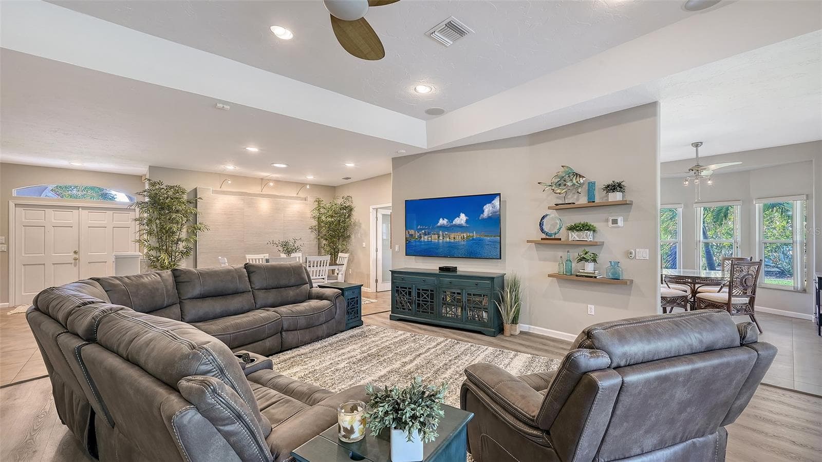 Single Family Residence at 5179 LITTLE BROOK CT, SARASOTA, photo 9 of 67