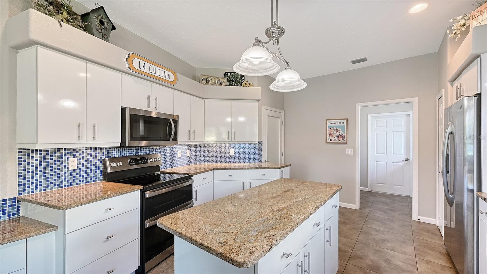 Single Family Residence at 5179 LITTLE BROOK CT, SARASOTA, photo 17 of 67