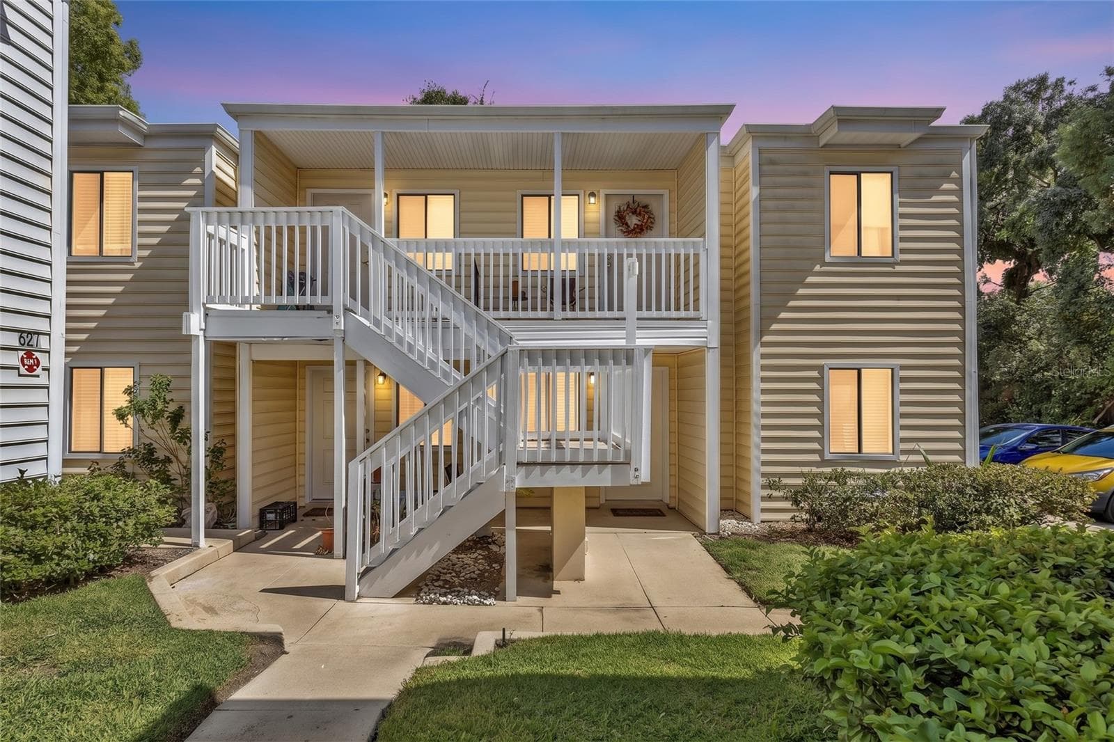 629 DELANEY AVE #18