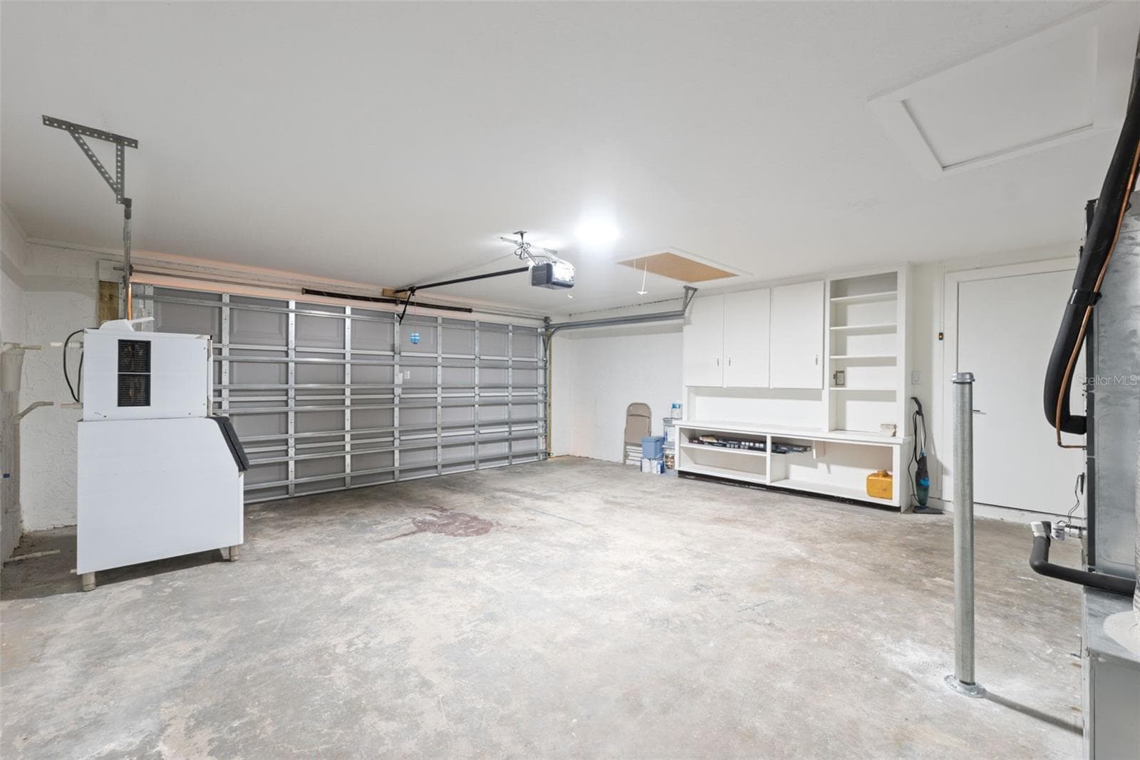 GARAGE - 8103 GULF WAY, HUDSON