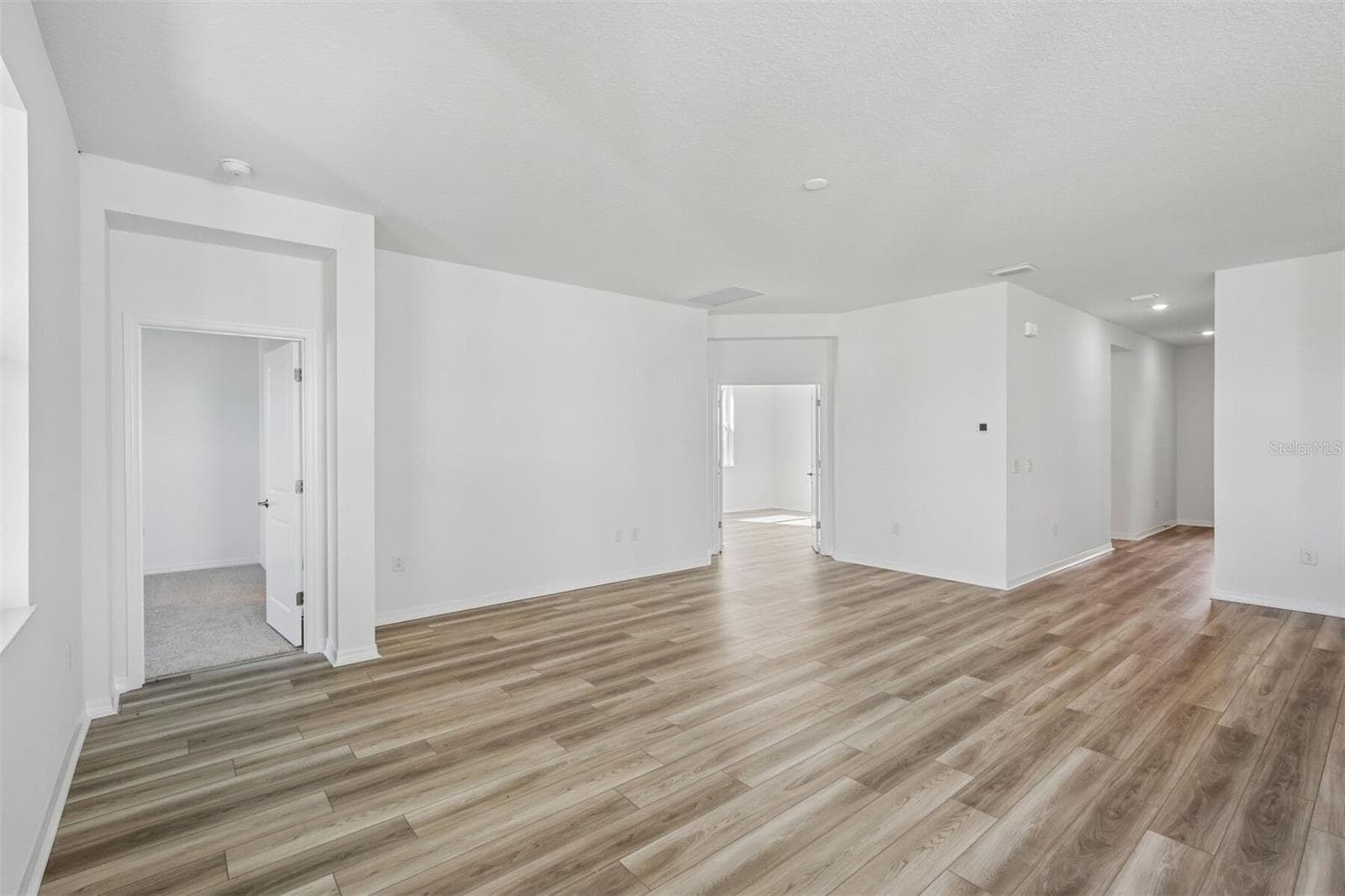 Single Family Residence at 8708 CANARD CV, PALMETTO, photo 23 of 54