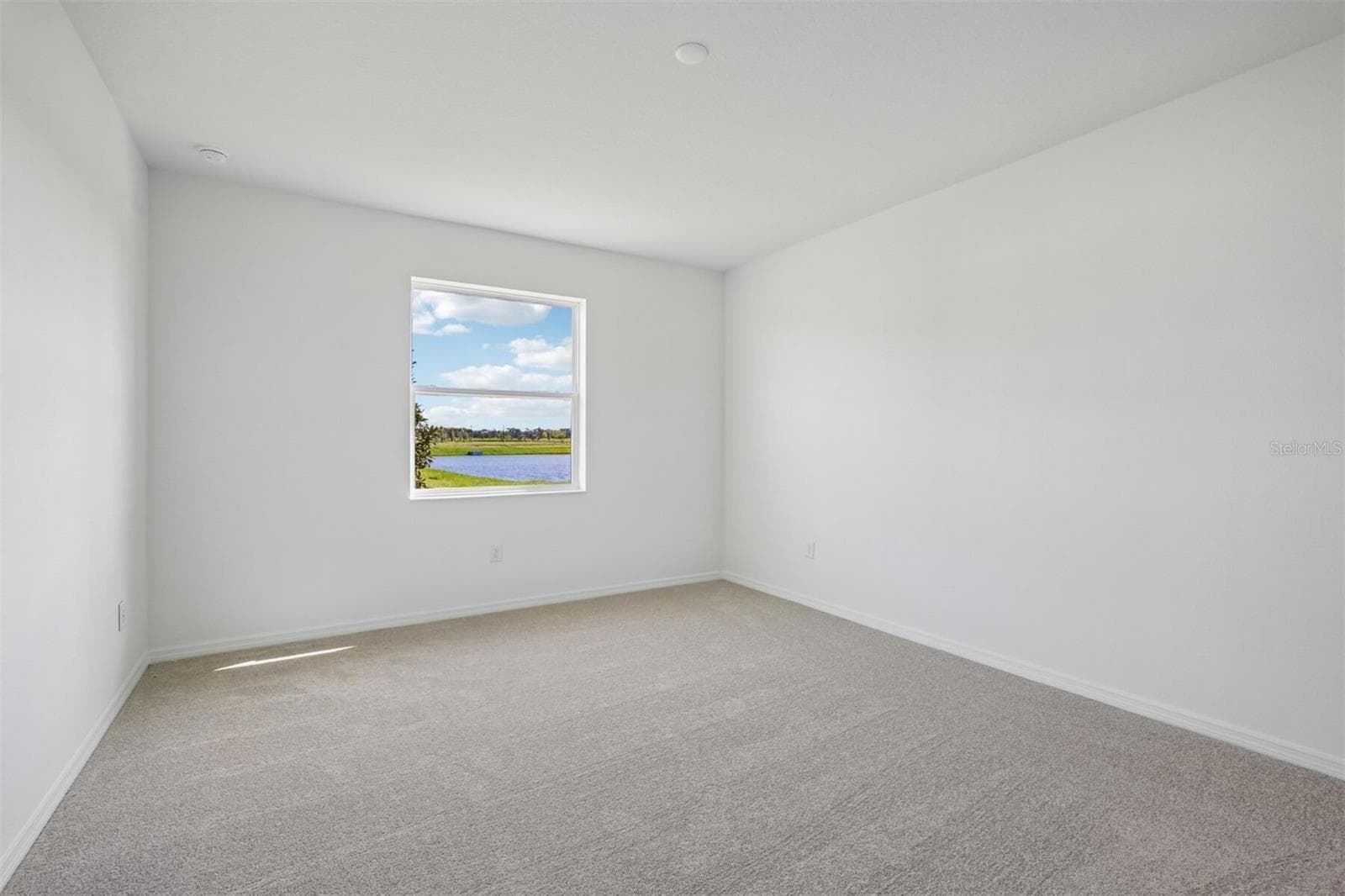 Single Family Residence at 8708 CANARD CV, PALMETTO, photo 39 of 54