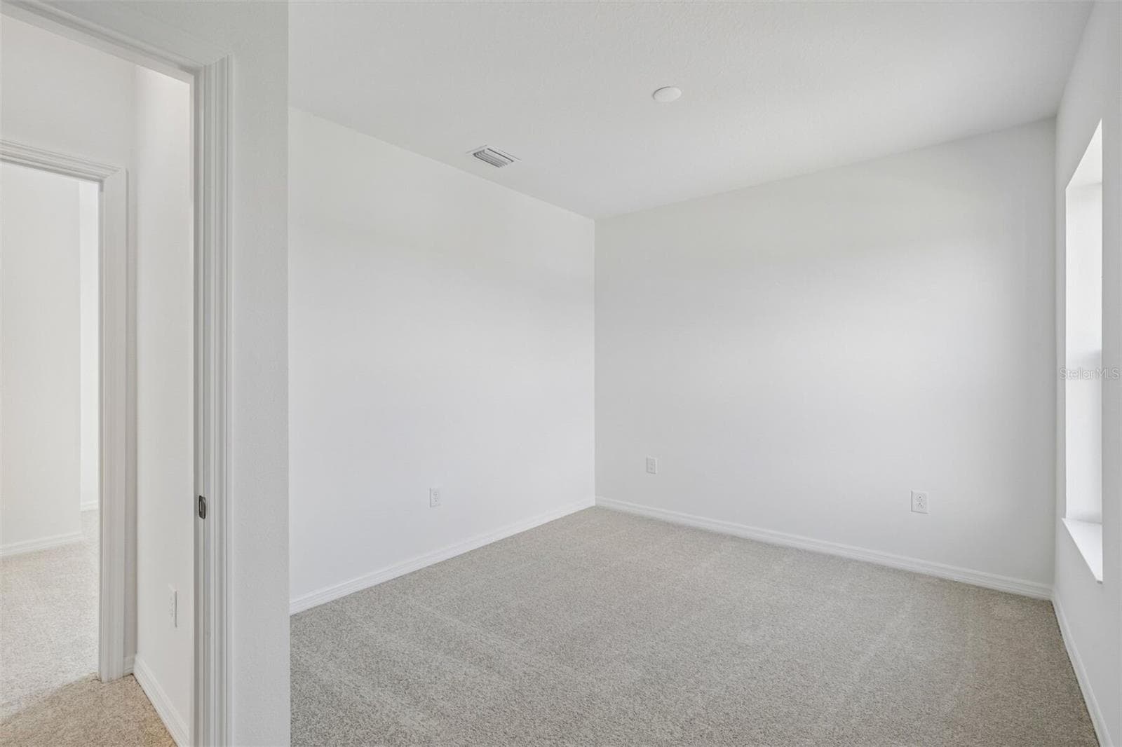 Single Family Residence at 8708 CANARD CV, PALMETTO, photo 40 of 54
