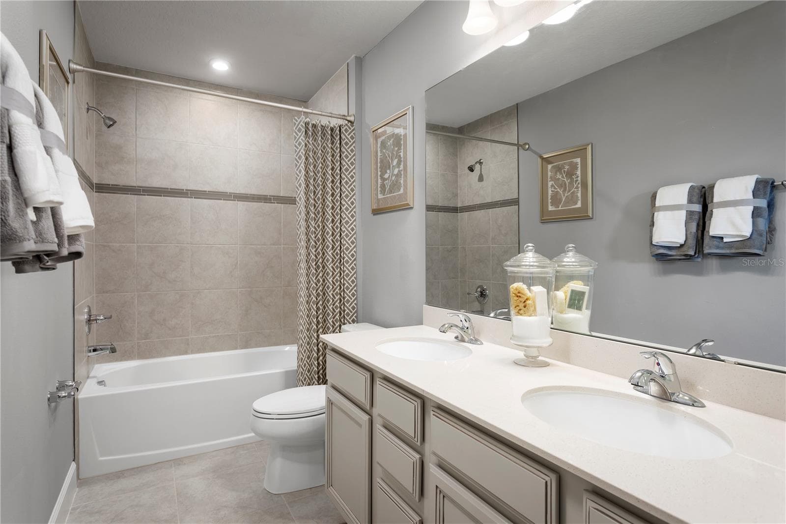 Single Family Residence at 1082 OCEAN LODGE RD, LADY LAKE, photo 20 of 23
