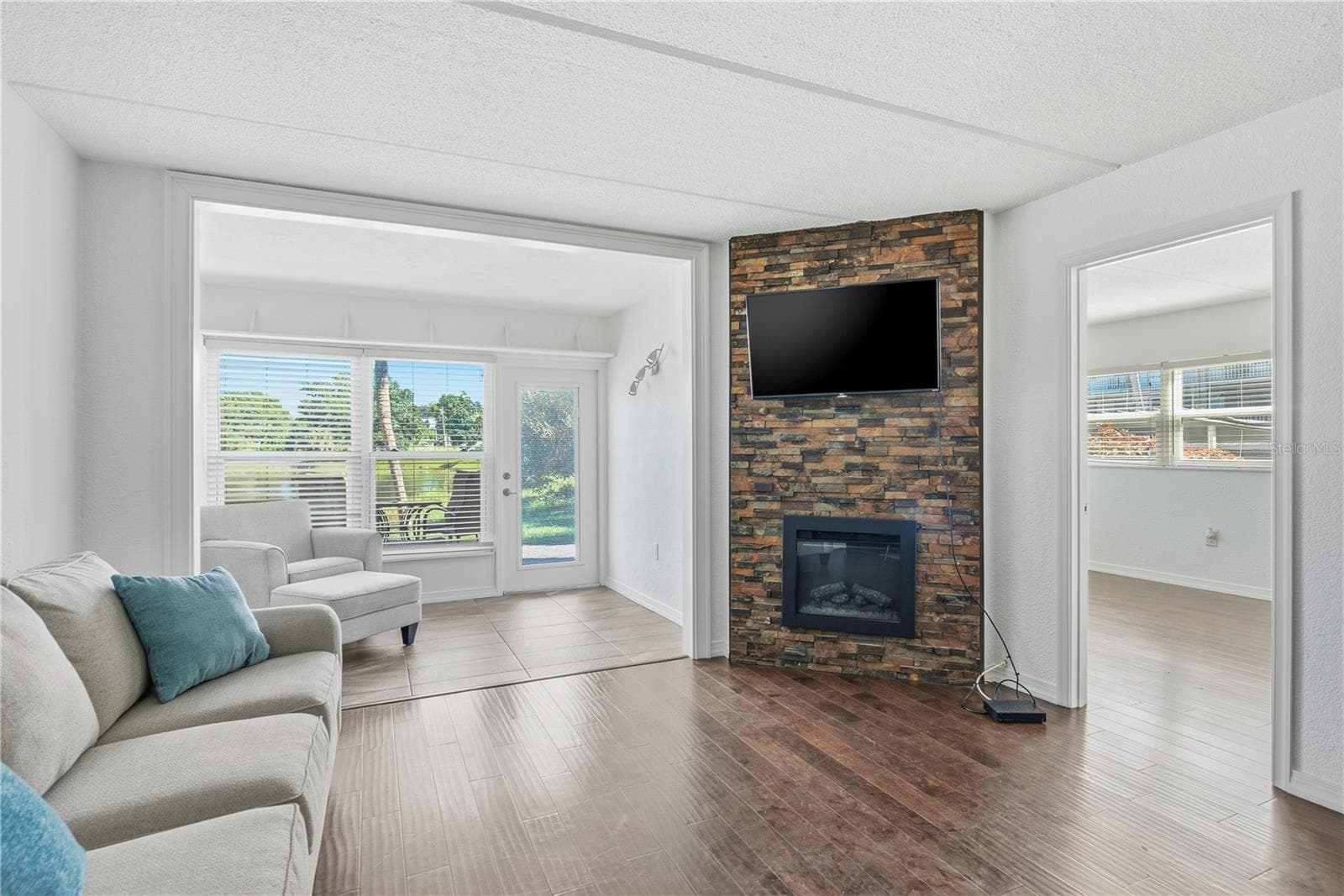 Fireplace - 821 DELEON CT #109, DUNEDIN