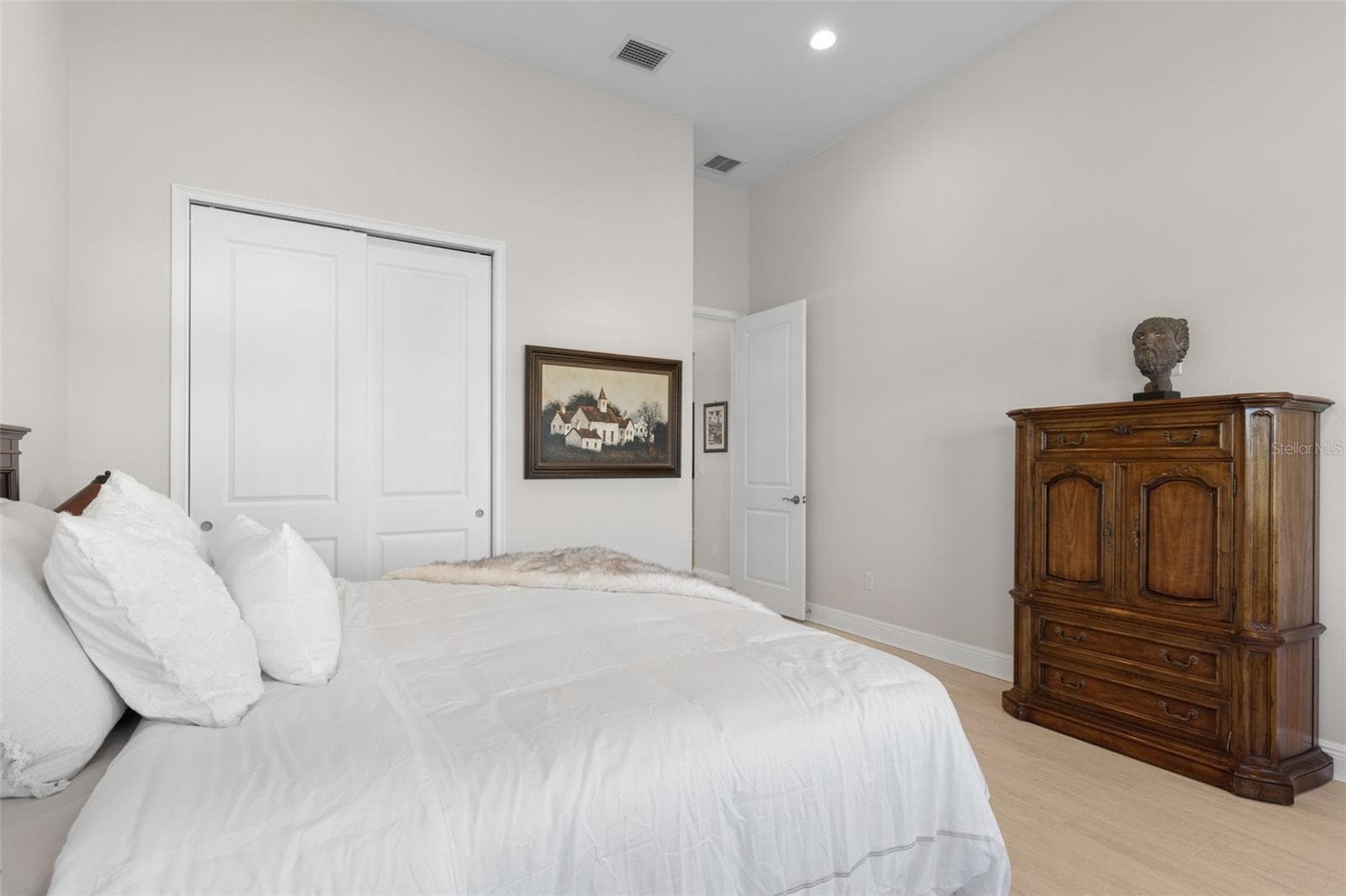 Guest Room - 94 DEL PALMA DR, PALM COAST