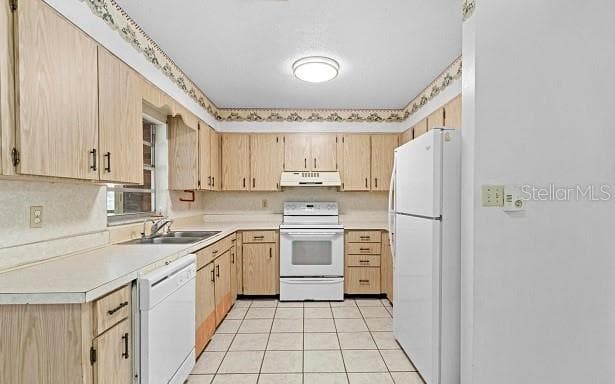 Single Family Residence at 6235 OGBURN ST, BROOKSVILLE, photo 4 of 31