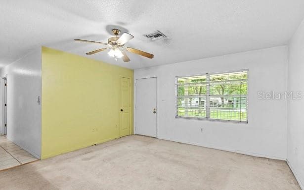 Single Family Residence at 6235 OGBURN ST, BROOKSVILLE, photo 8 of 31