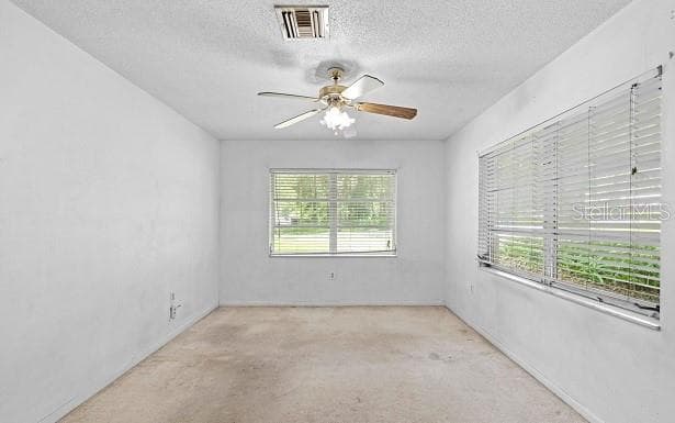 Single Family Residence at 6235 OGBURN ST, BROOKSVILLE, photo 11 of 31