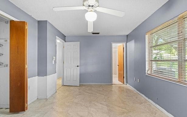 Single Family Residence at 6235 OGBURN ST, BROOKSVILLE, photo 16 of 31